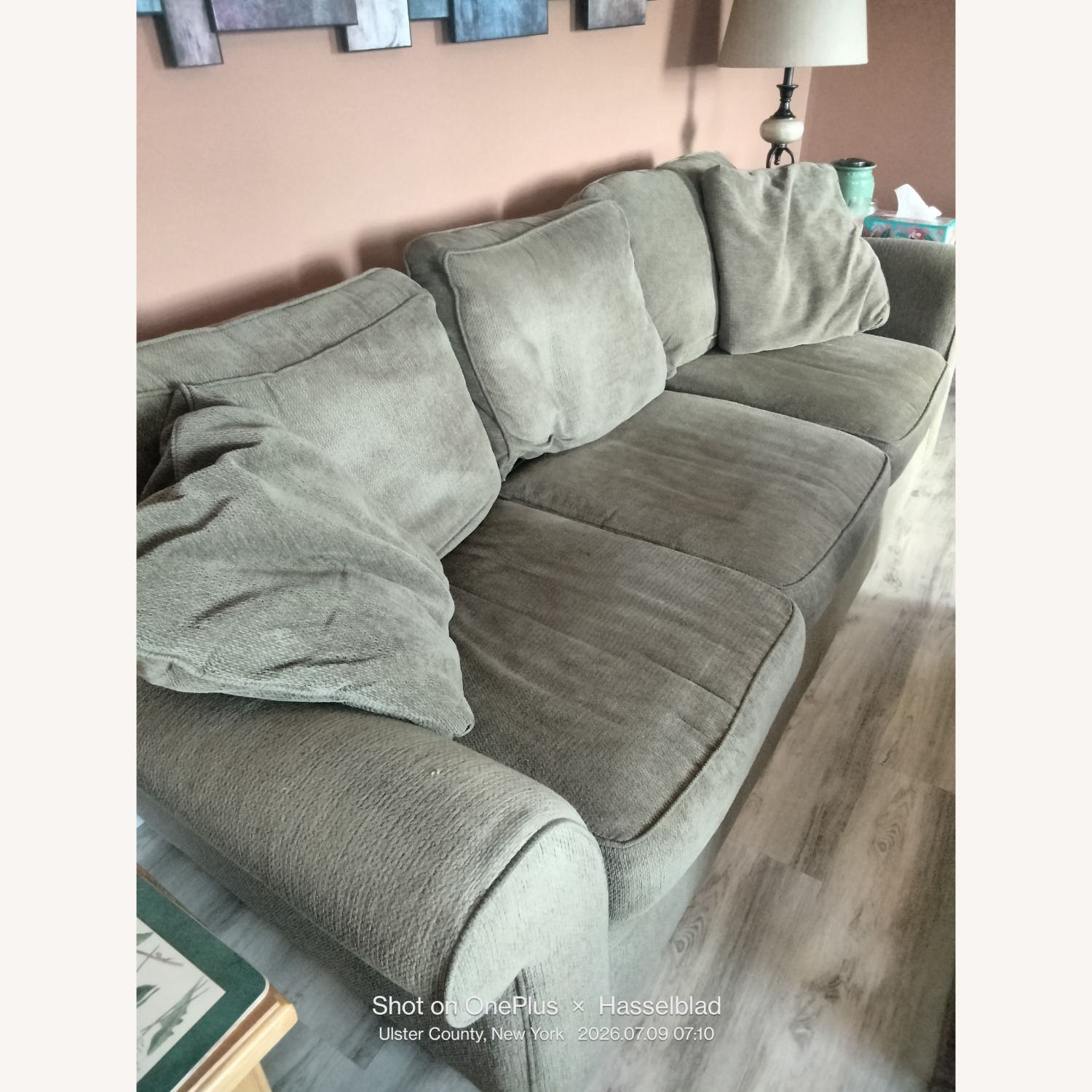 Bob's Discount Furniture Green 3+ Seater Sofa - image-3