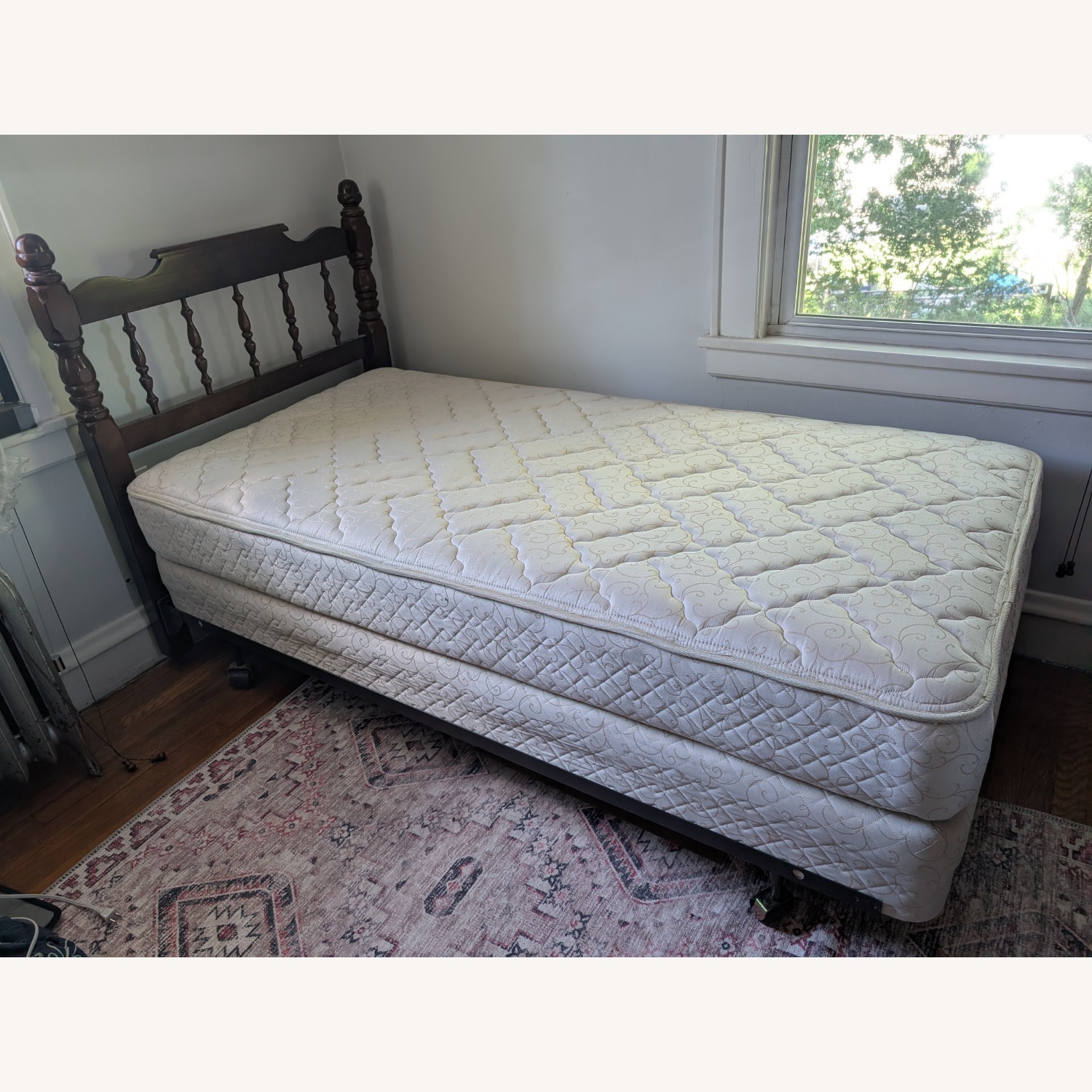 Twin headboard and bed frame - image-1