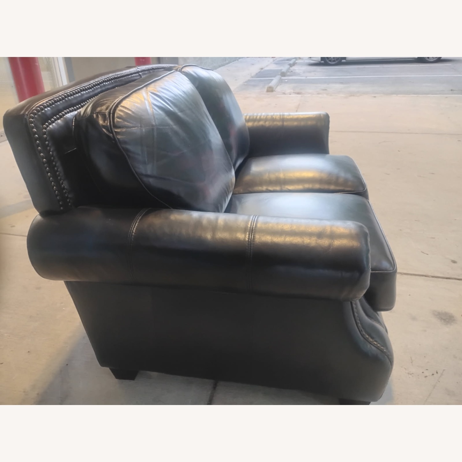Rooms To Go Cindy Crawford Blue Leather Loveseat - image-2