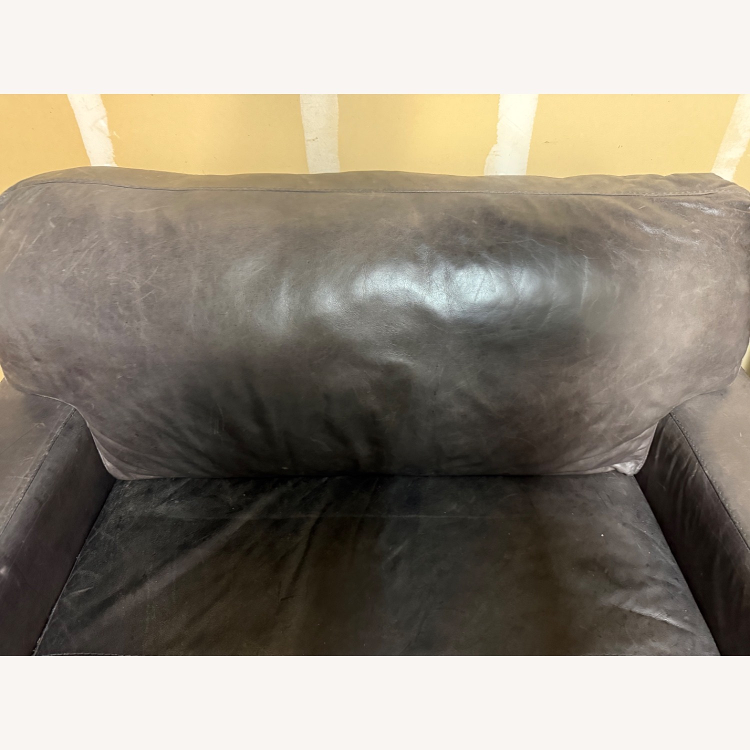 Soft Line Italy Ravella Leather Maxi Chair - image-6