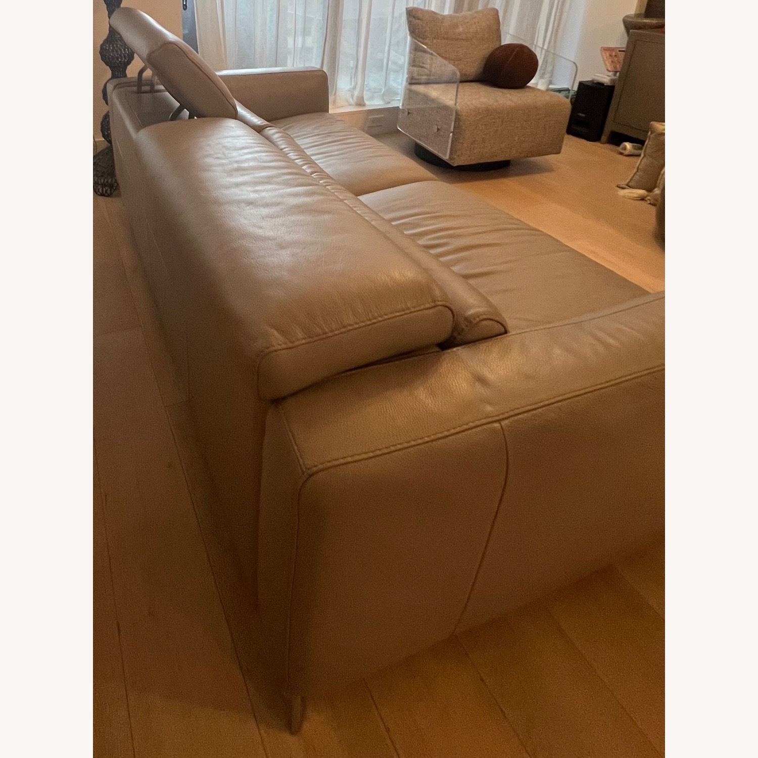 Natuzzi Light Gray Leather 3+ Seater Sofa - image-5