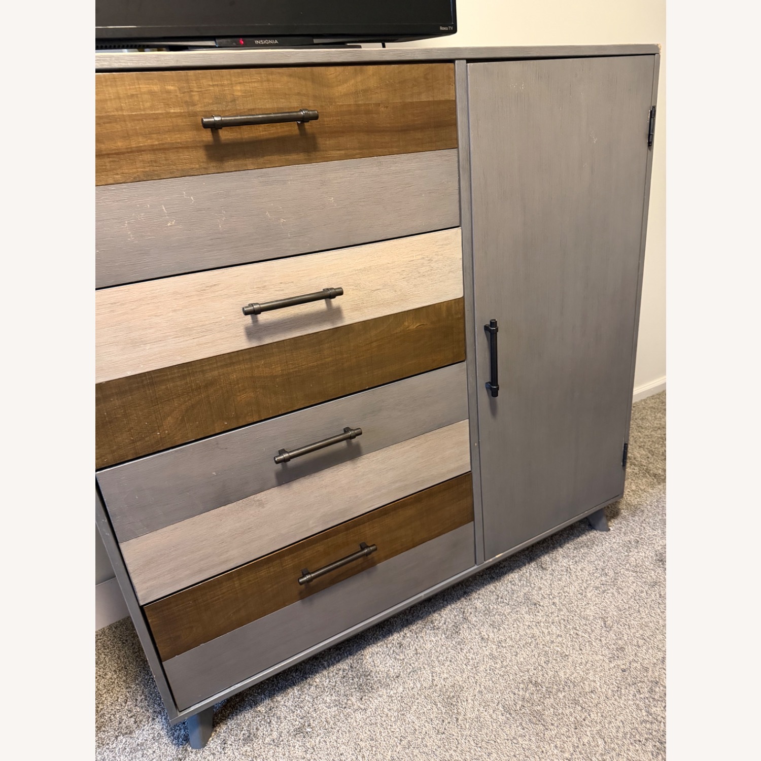 Ashley Furniture Light Gray Wood King Bed - image-4