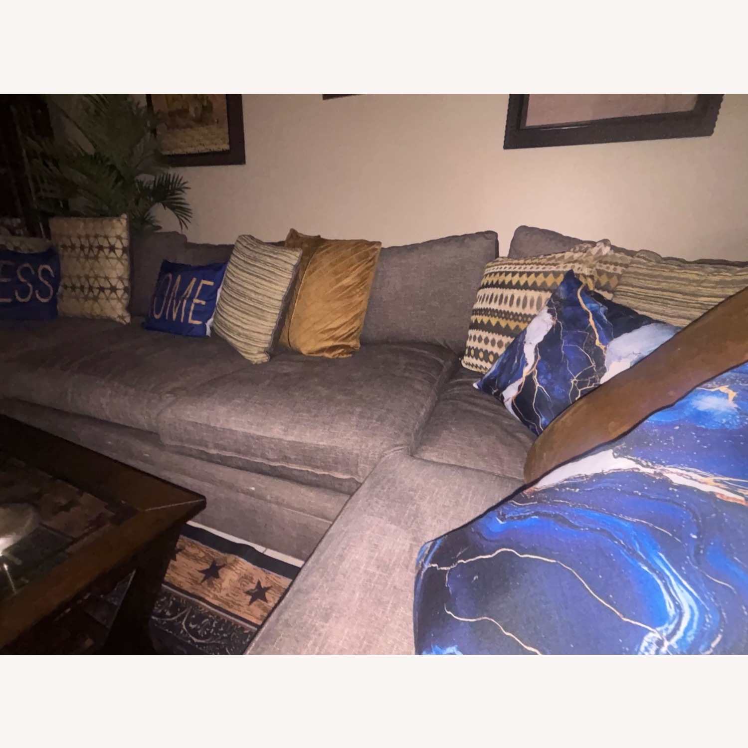 H.M. Richards Light Gray 3+ Piece Sectional - image-9