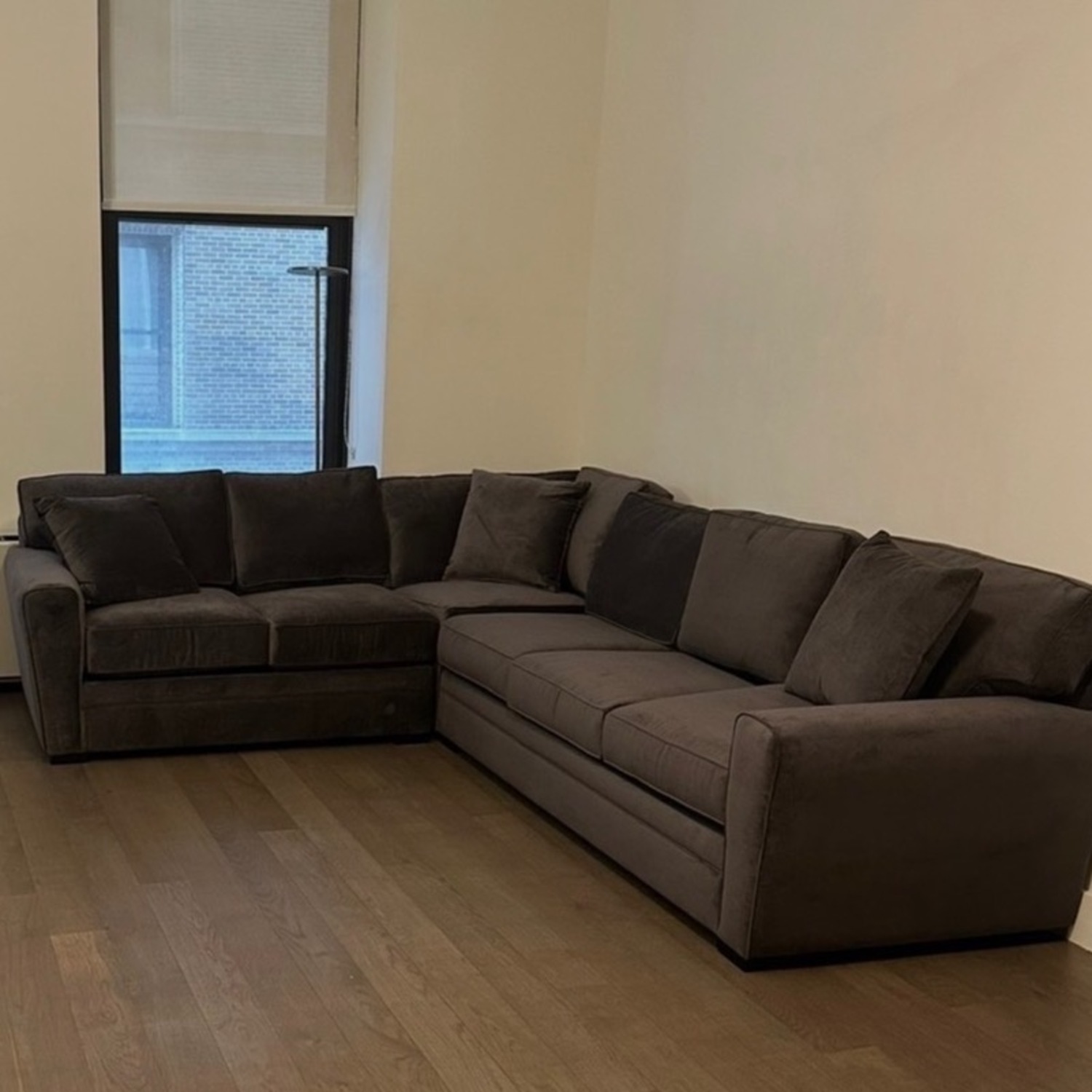 Artemis II Sectional Sofa - image-3