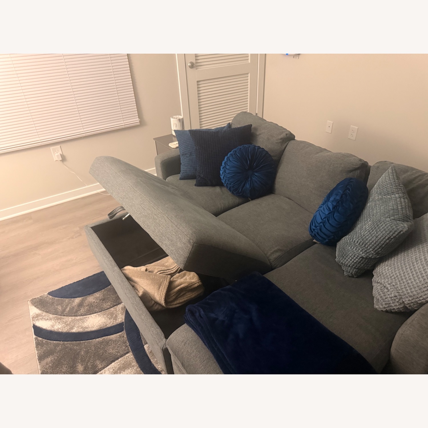Honbay Reversible Sectional with Ottoman - image-3