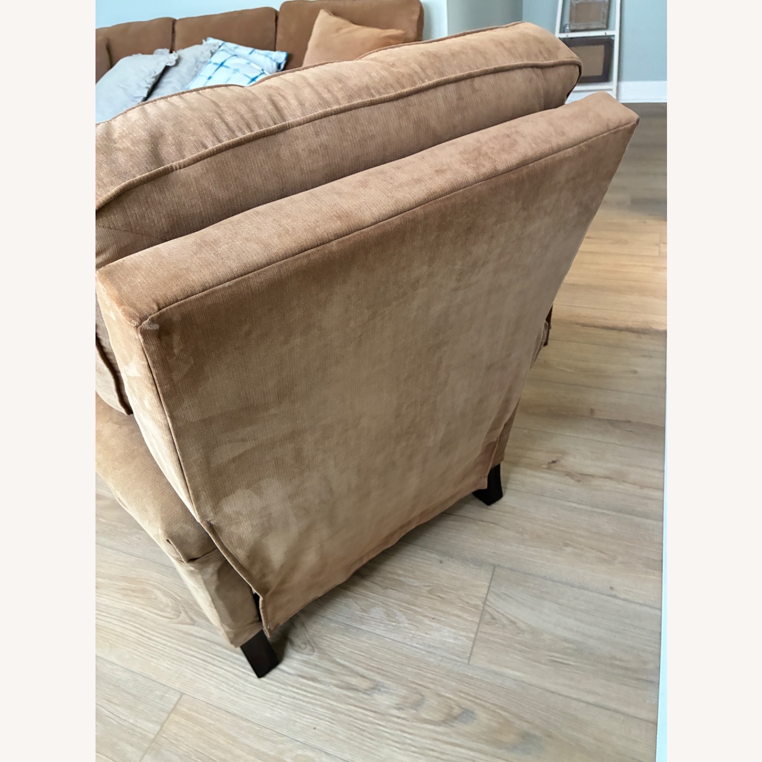 Flexsteel Westside Light Brown Recliner - image-4