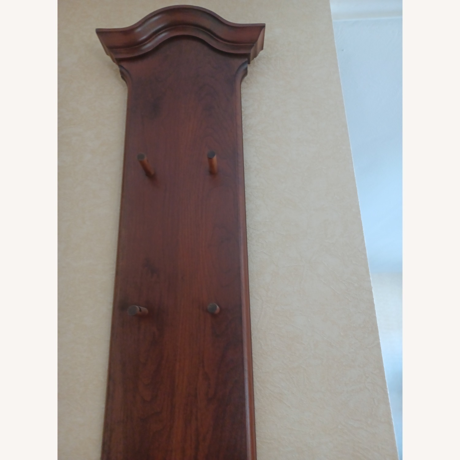 Dark Brown Wood Wall Plate Holder - image-4