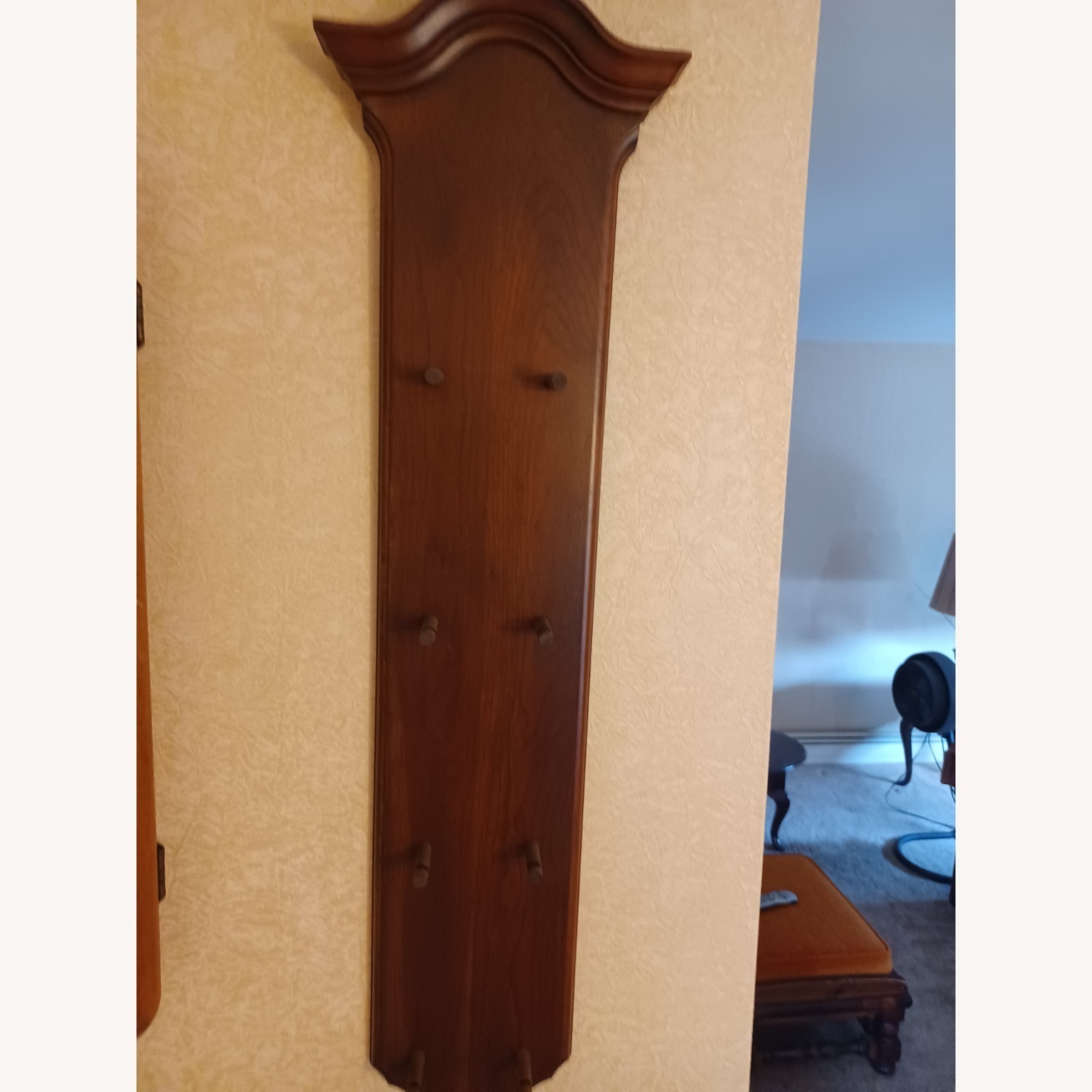 Dark Brown Wood Wall Plate Holder - image-3
