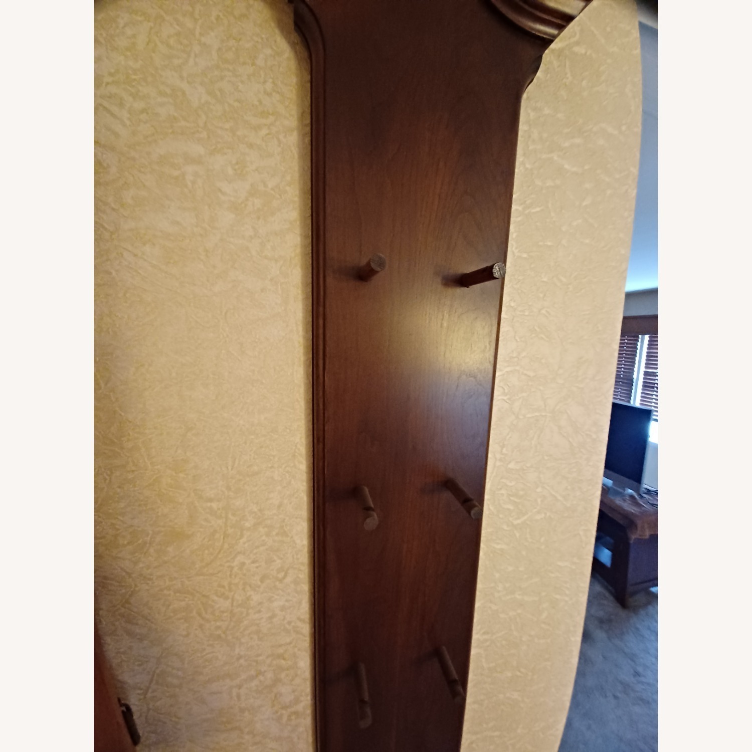 Dark Brown Wood Wall Plate Holder - image-2