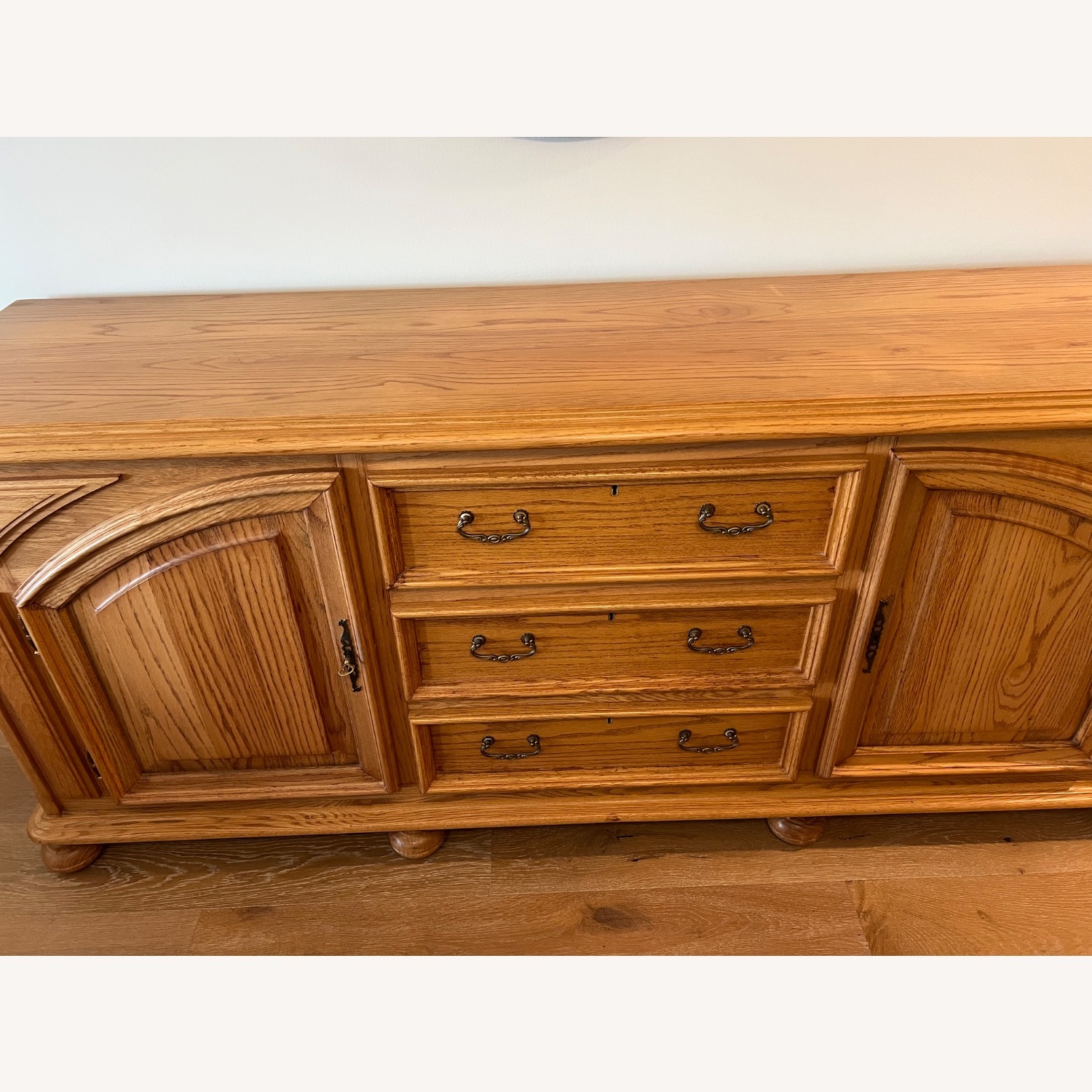 Solid Oak Pink Sideboard - image-1