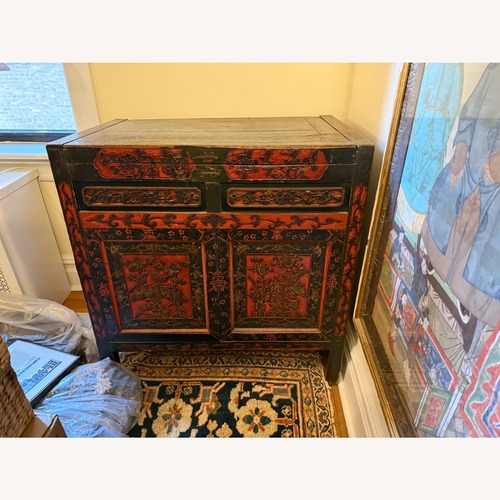 Used Vintage/Antique Finds Chest for sale on AptDeco