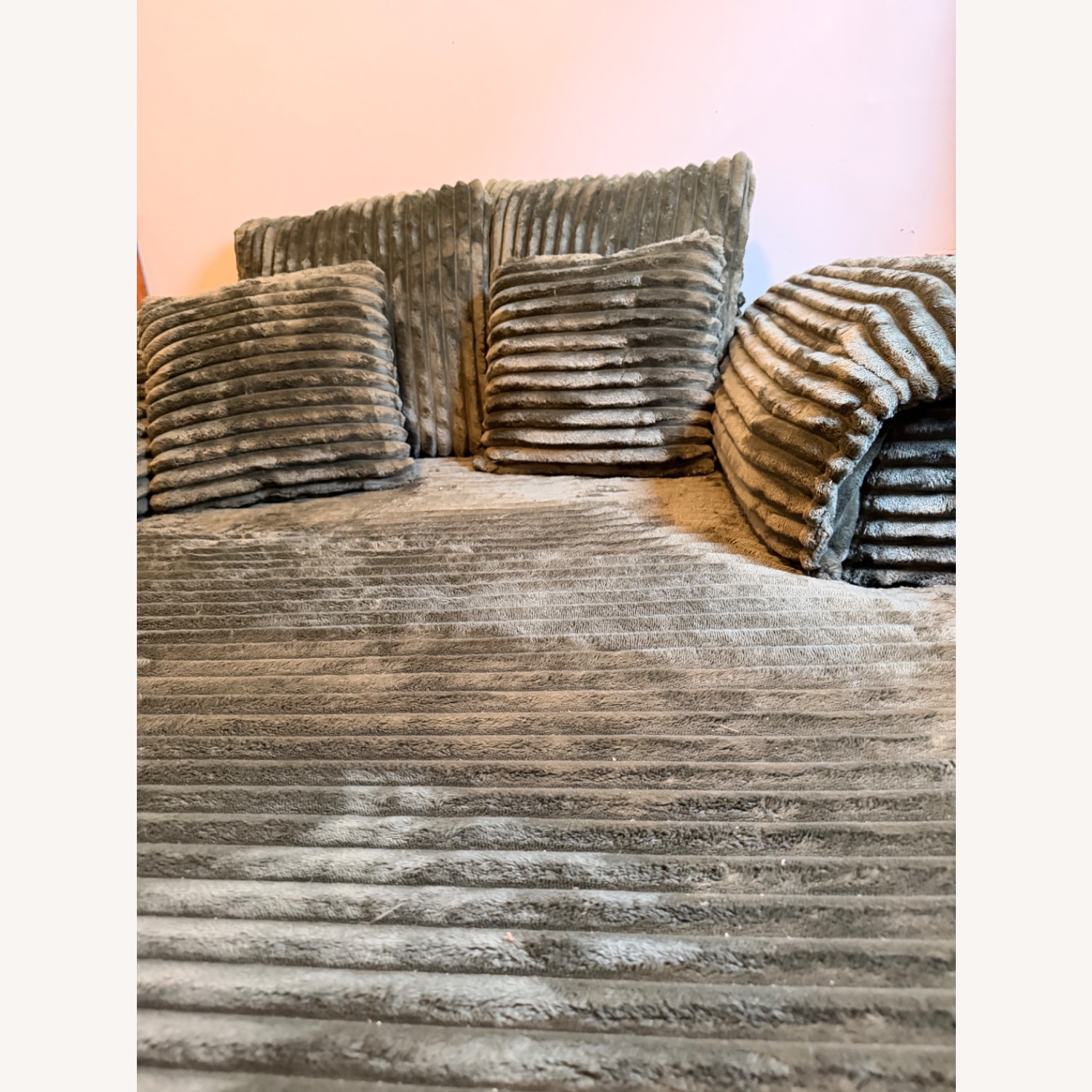 Wayfair Green Fabric Chaise Lounge - image-4