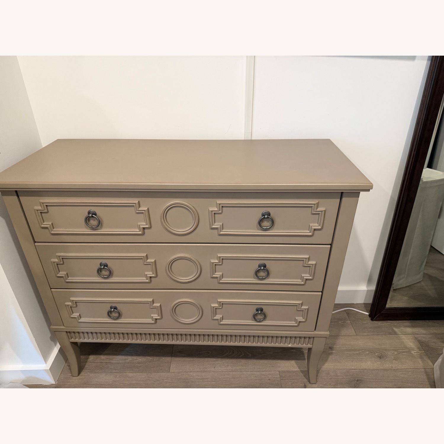 Taupe Chest - image-4