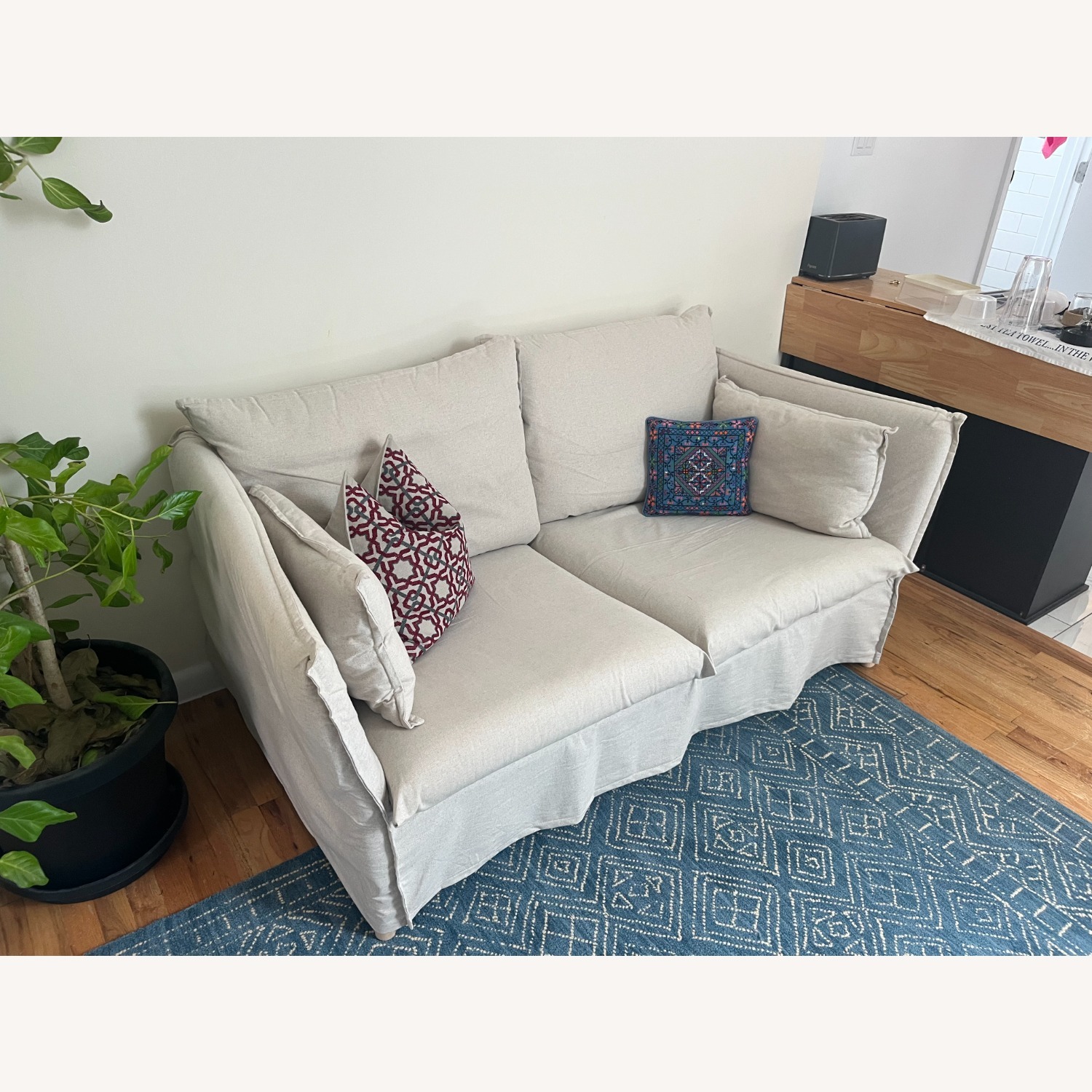 IKEA BACKSÄLEN Light Gray 2 Seater Sofa - image-4