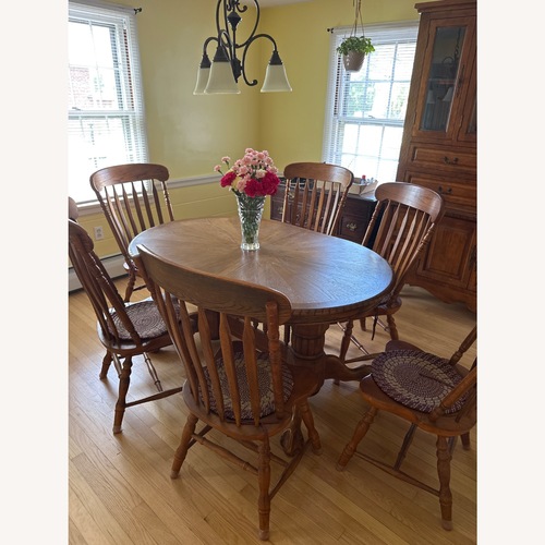Used Vintage/Antique Natural Dining Set for sale on AptDeco