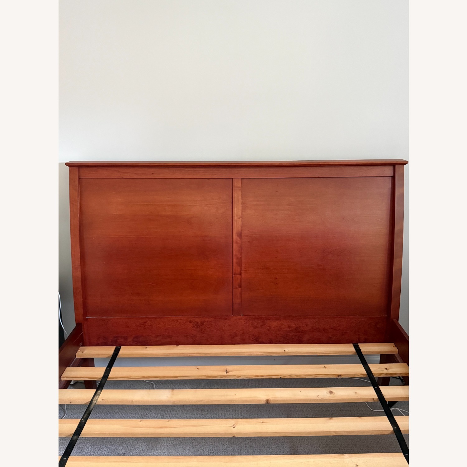 Room & Board Milagro Solid Wood Queen Sleigh Bed - image-9