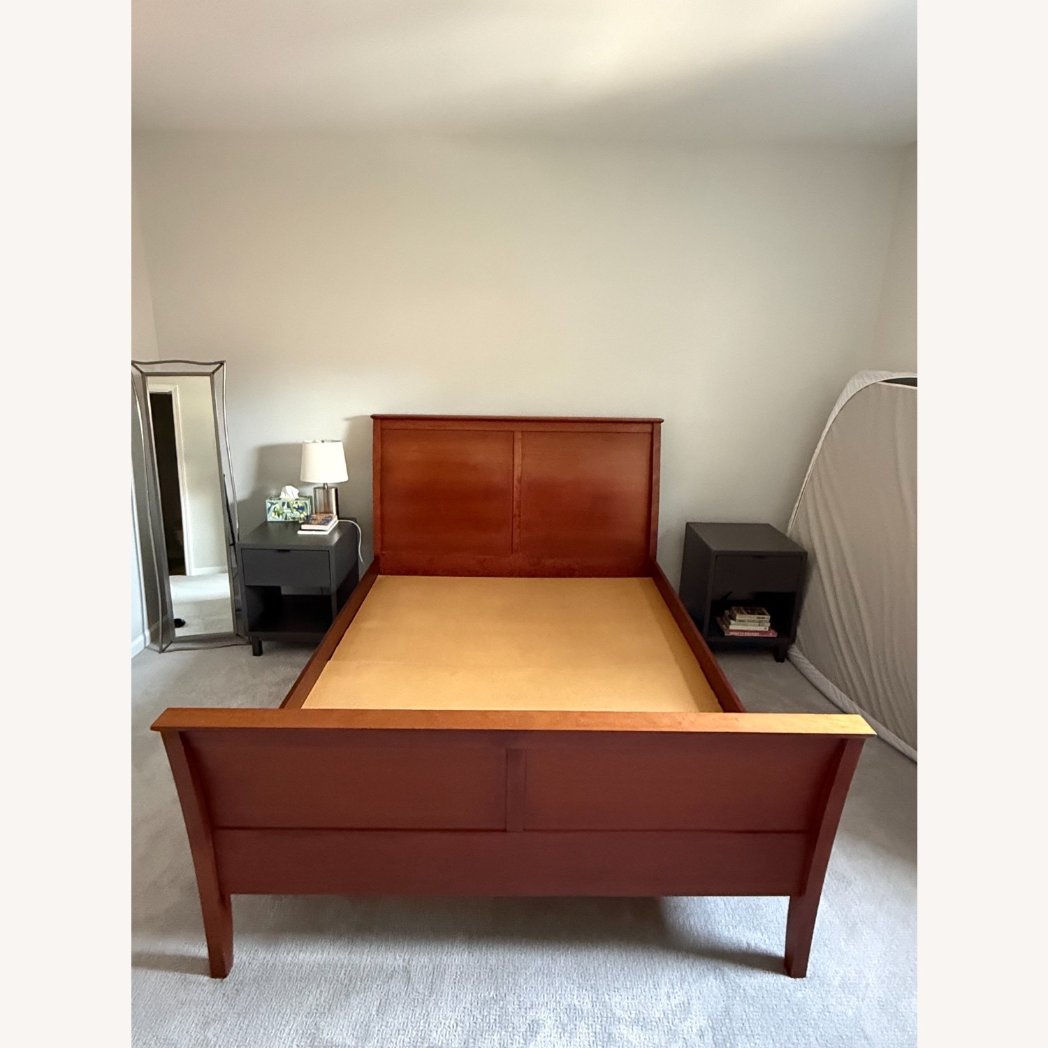 Room & Board Milagro Solid Wood Queen Sleigh Bed - image-6