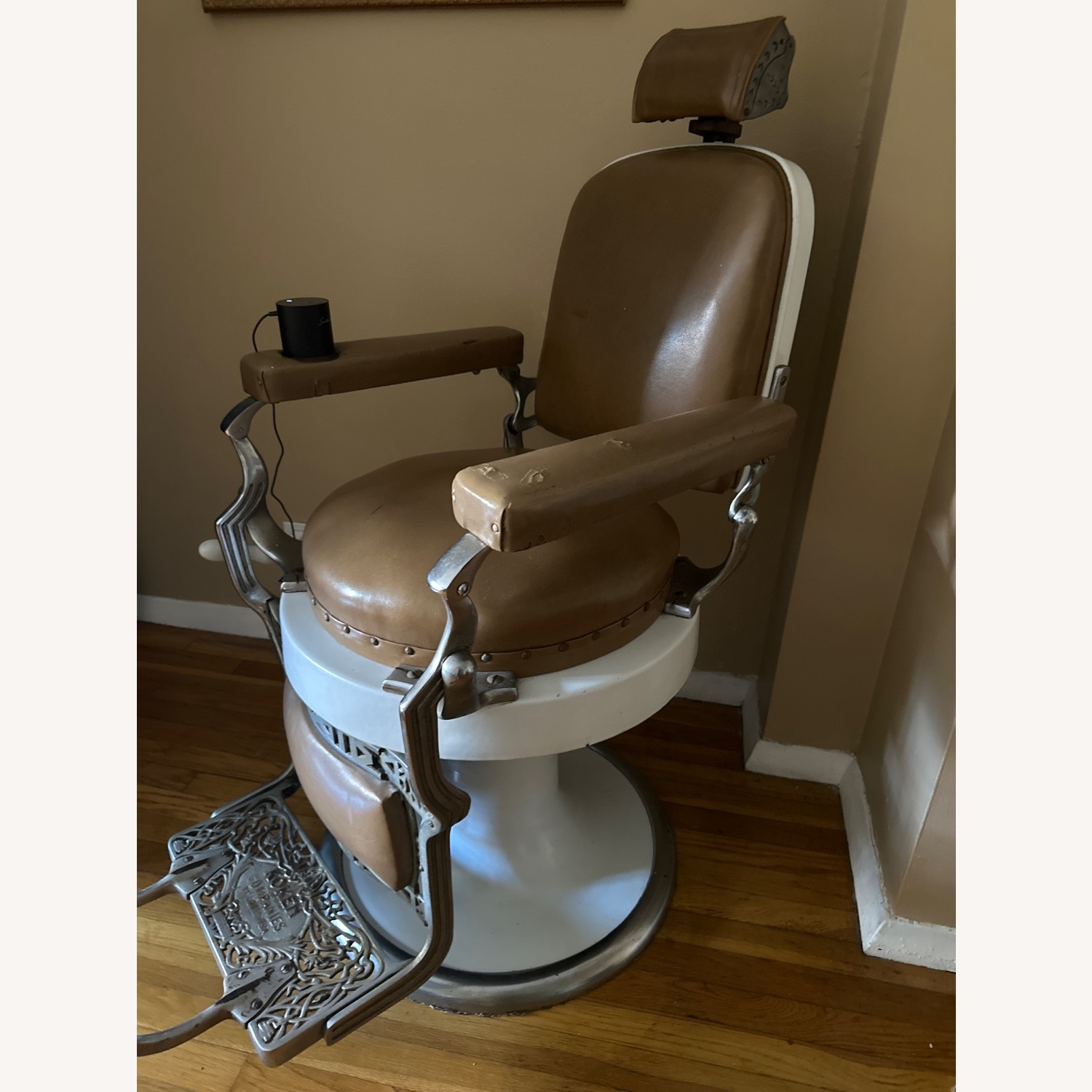 Vintage Koken Barber Chair - image-2
