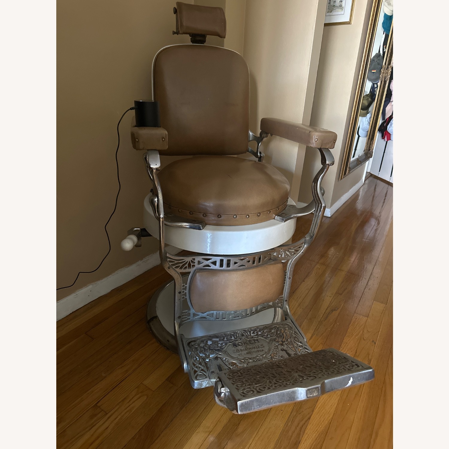 Vintage Koken Barber Chair - image-5