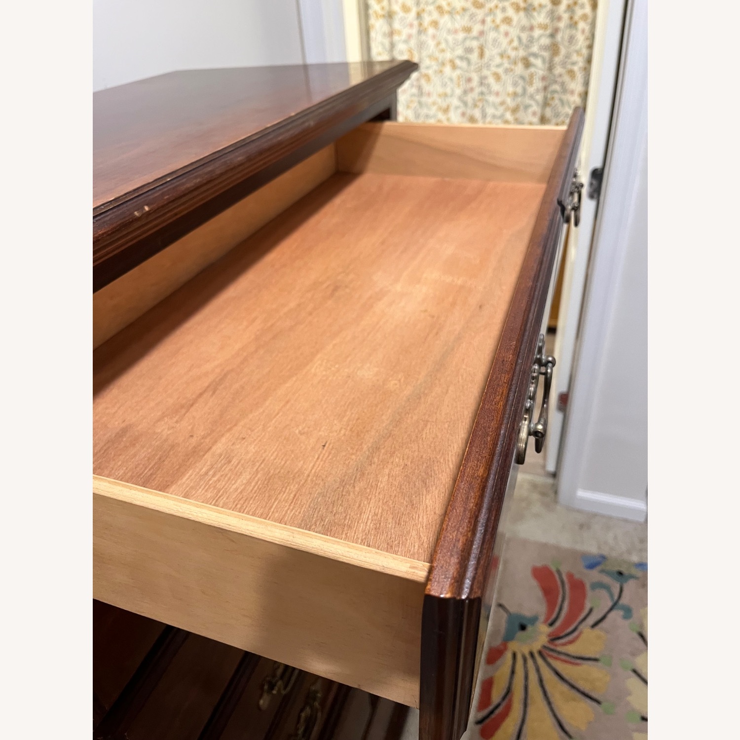 Bernhardt Vintage Mahogany Chest of Drawers - image-12