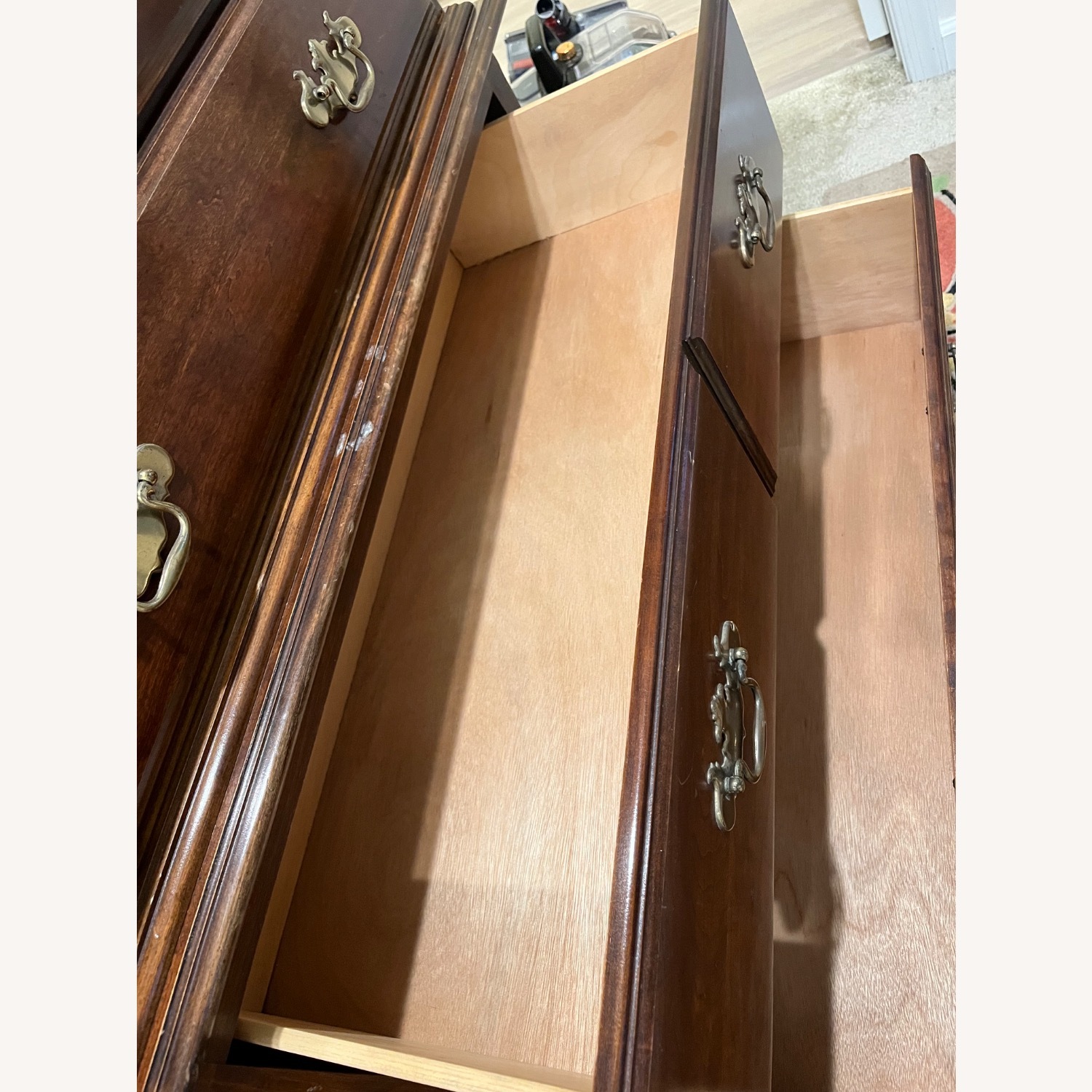 Bernhardt Vintage Mahogany Chest of Drawers - image-6