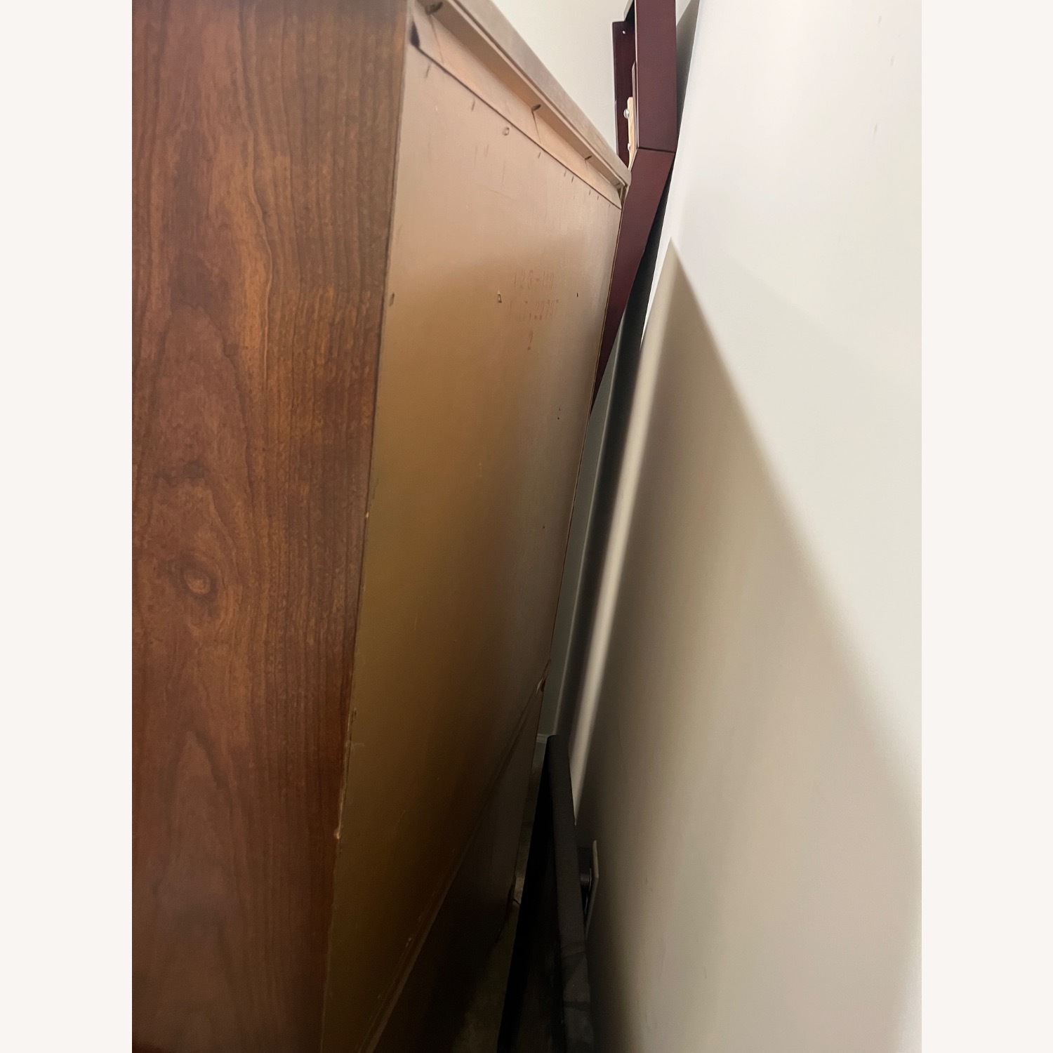 Bernhardt Vintage Mahogany Chest of Drawers - image-4