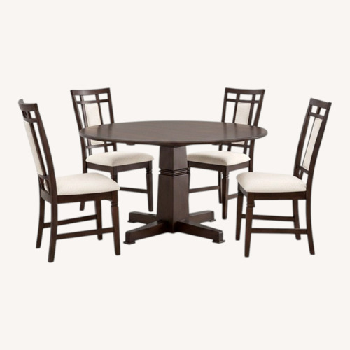 Used Rooms To Go Winslow Dining Set for sale on AptDeco