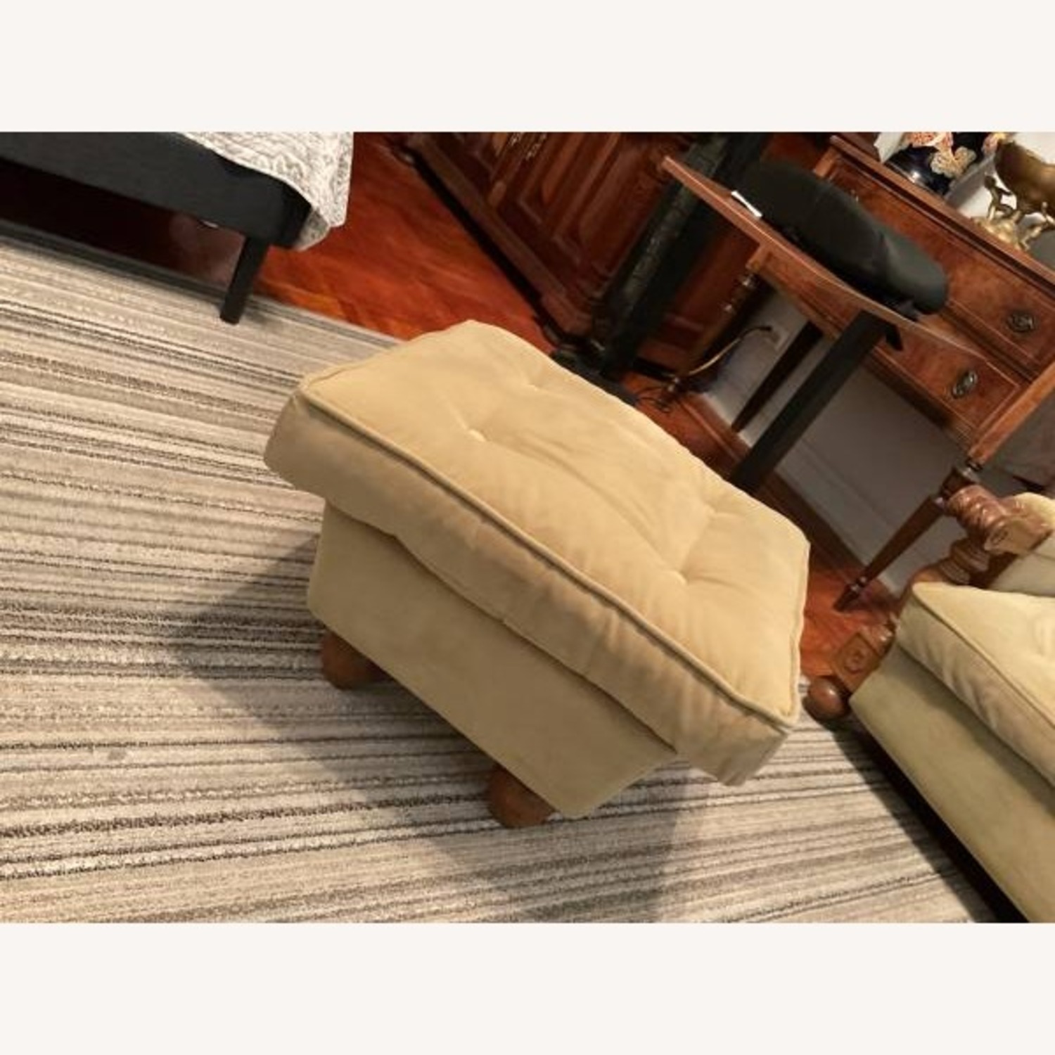 Vintage/Antique Green Fabric 3+ Seater Sofa - image-2