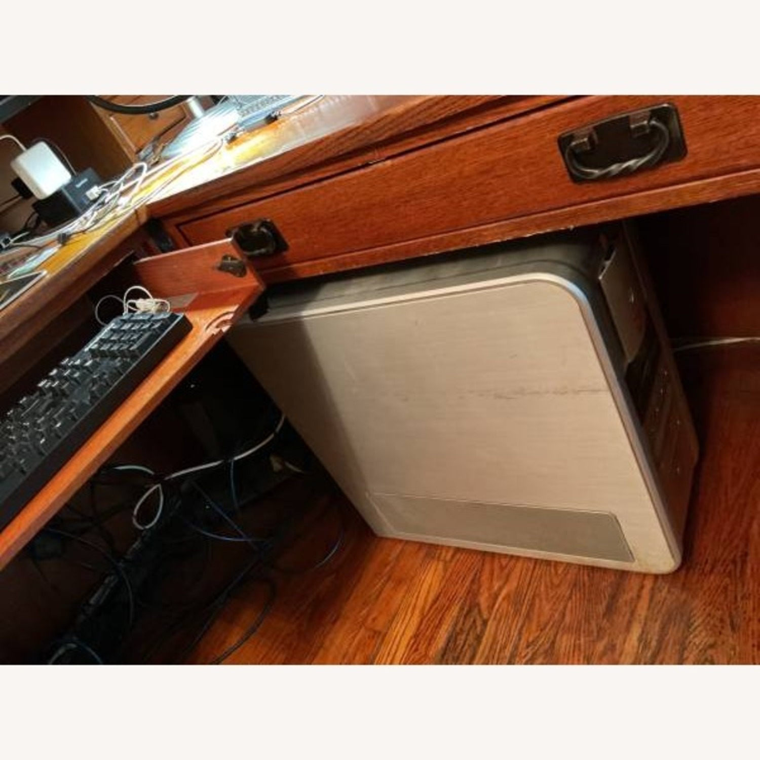 Vintage/Antique Desk - image-5