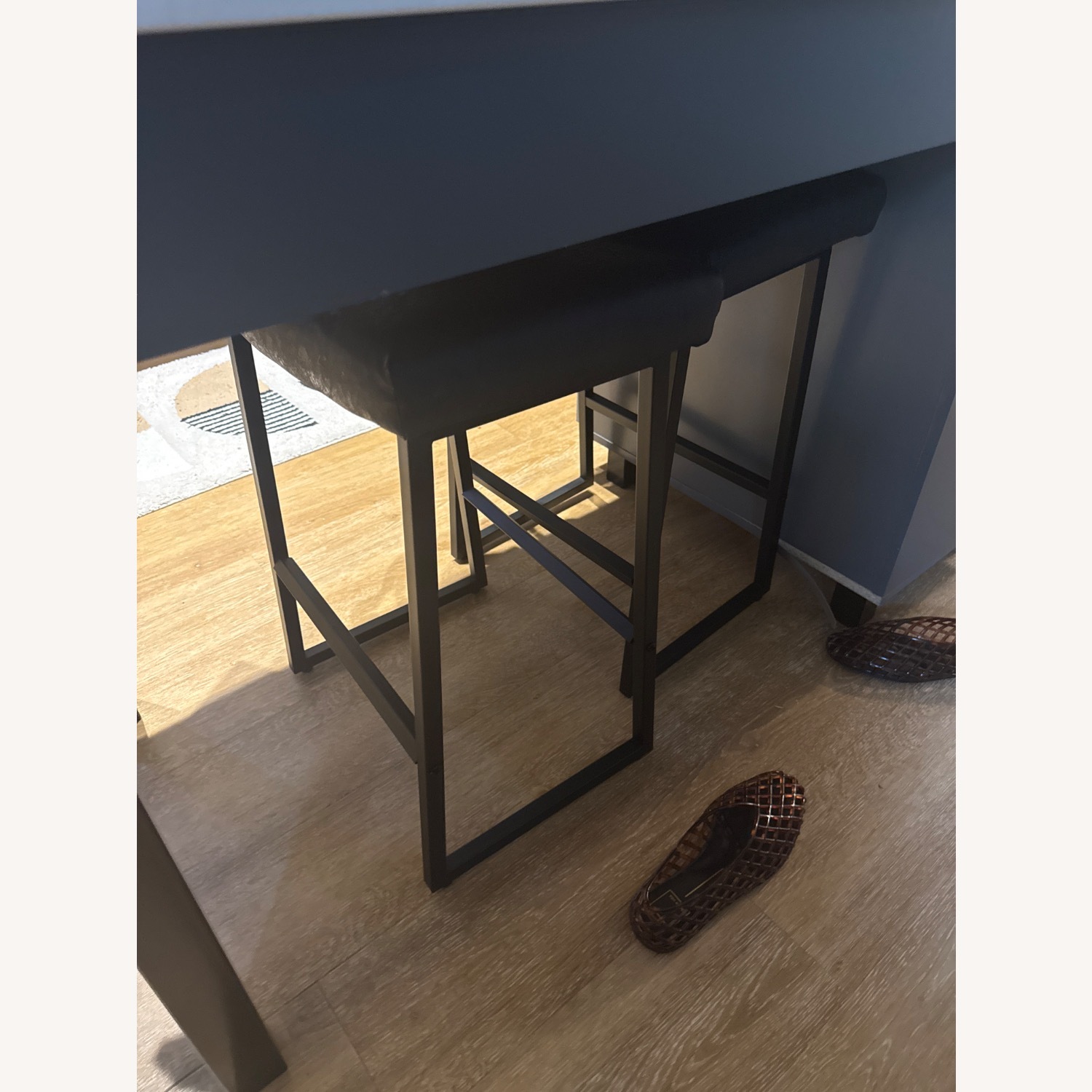 Amazon Benches - image-3