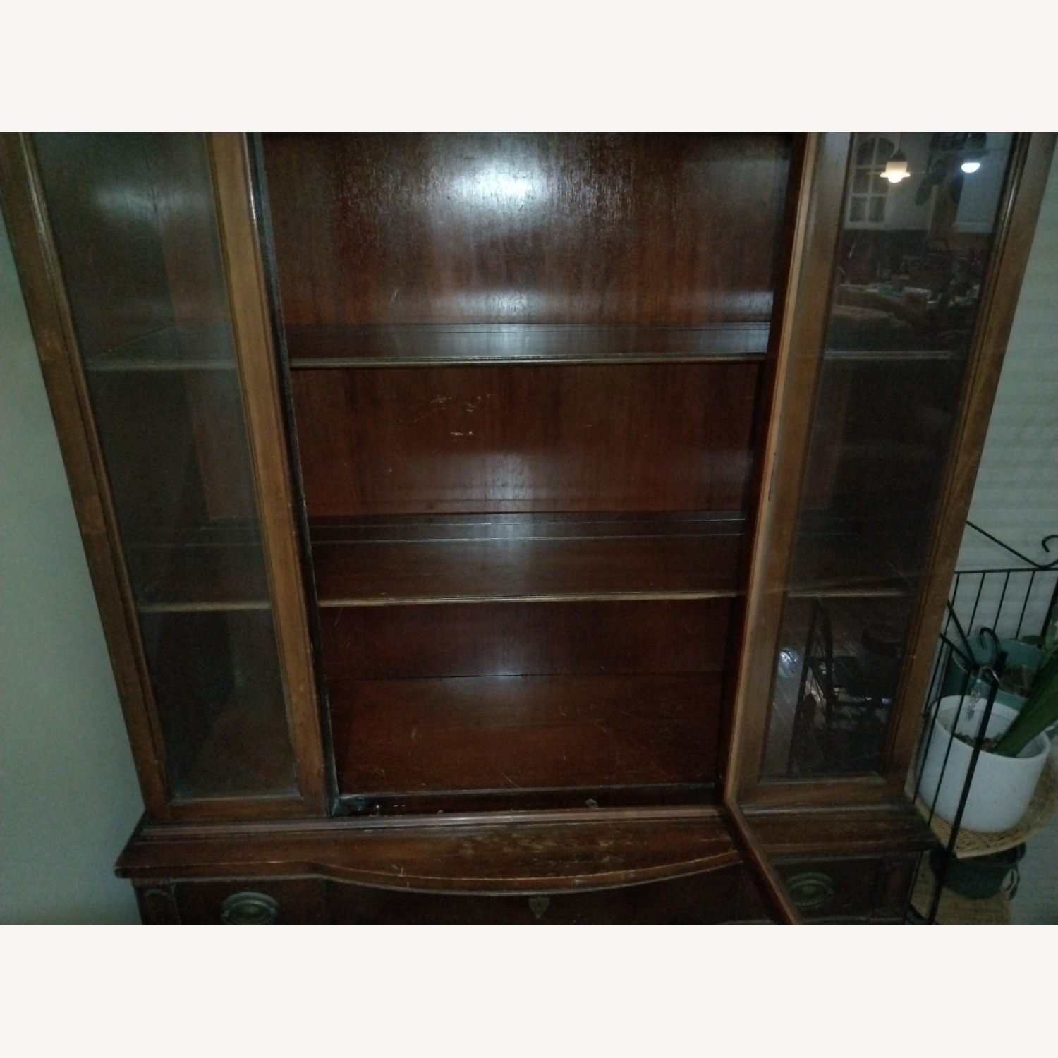 Federal Style 1940's China Cabinet - image-8
