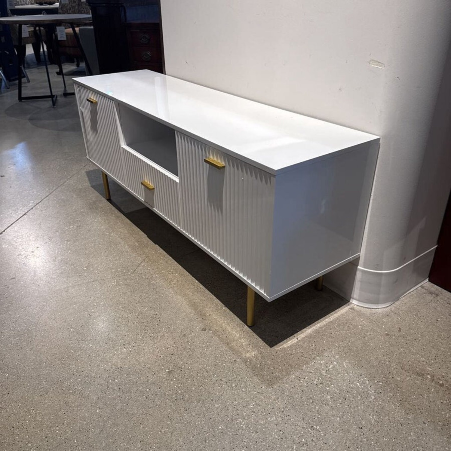 Quinn Collection Lacquer Finish Media Console - image-2