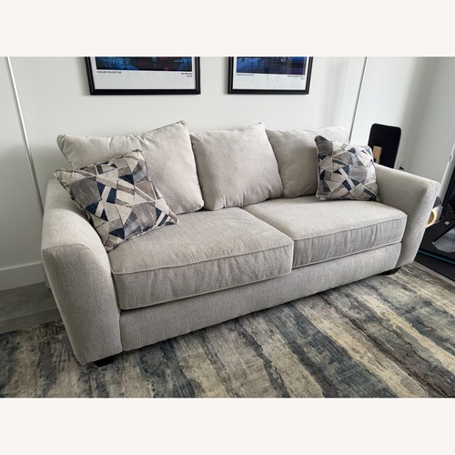 Used Rooms To Go Dennin Heights Sleeper Sofa for sale on AptDeco