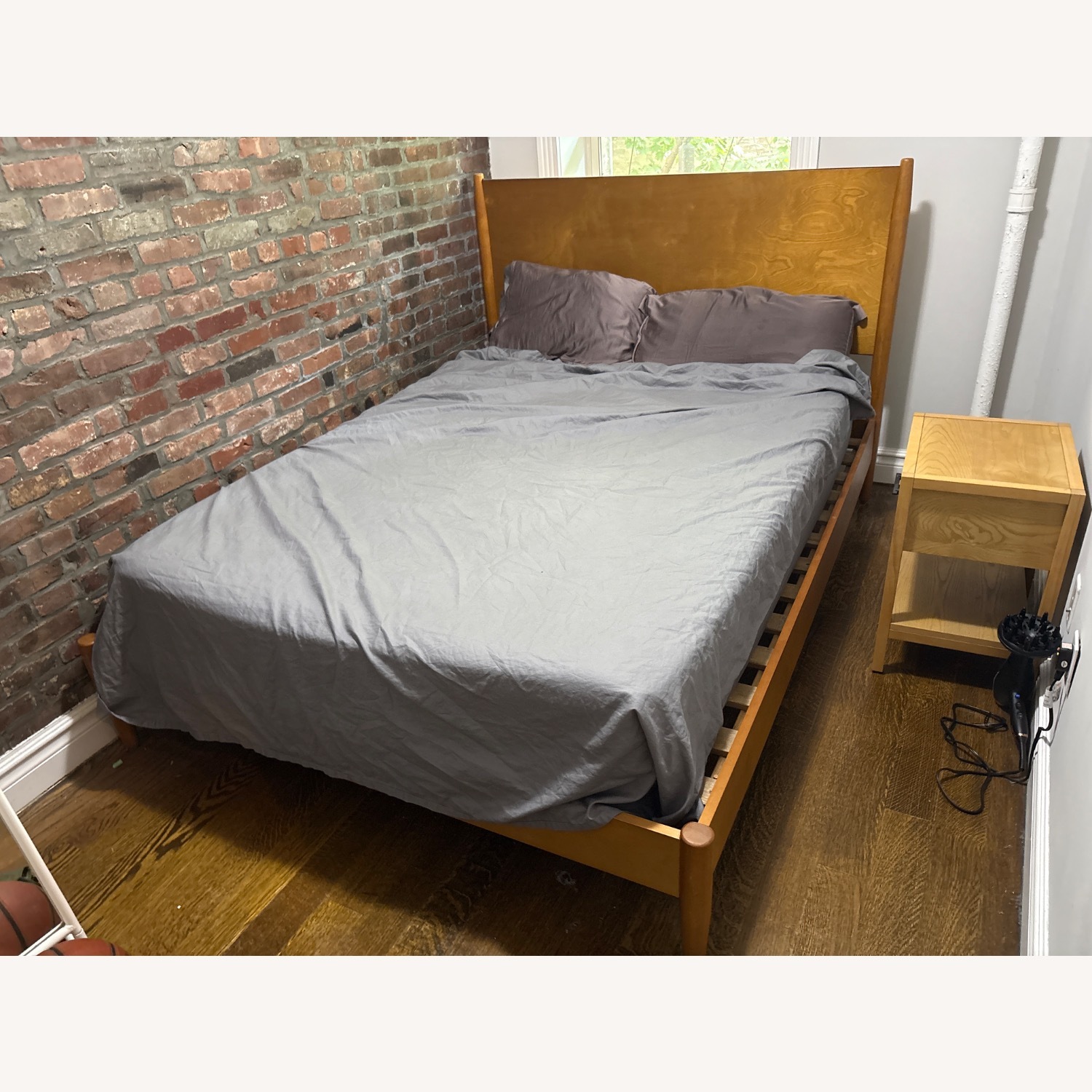 Crosley Furniture Landon Light Brown Queen Bed - image-2