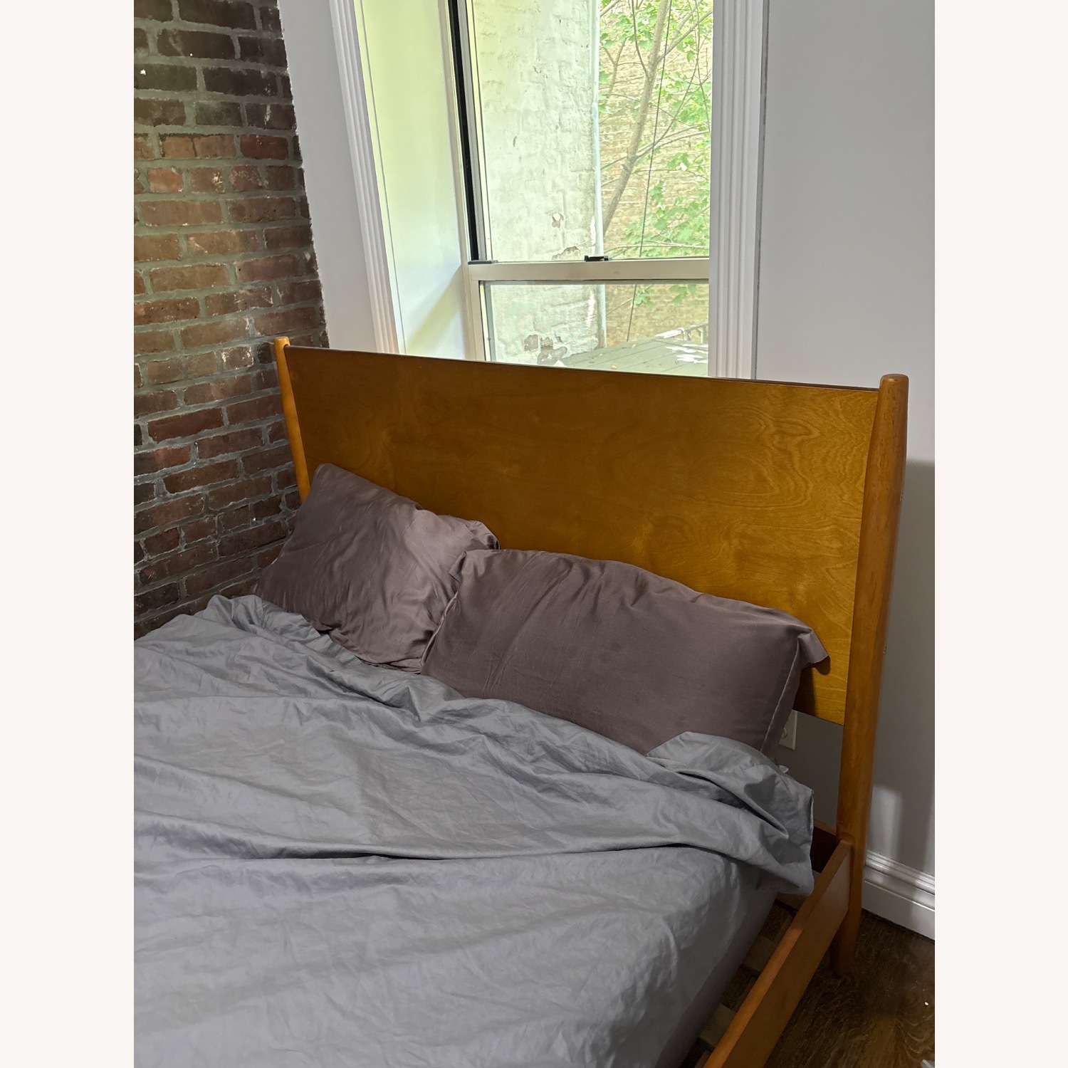Crosley Furniture Landon Light Brown Queen Bed - image-3