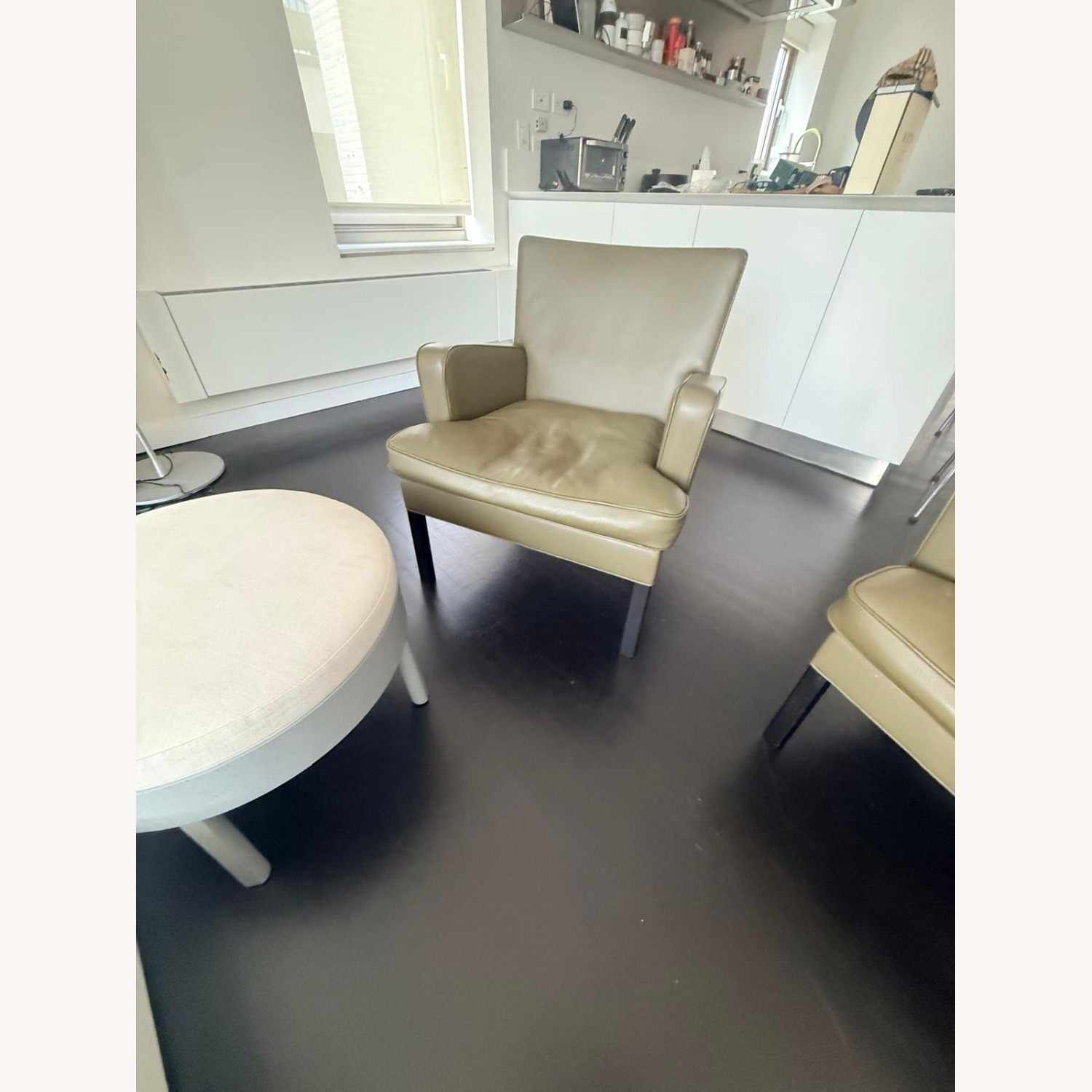 Kaare Klint Carl Hansen & Son EASY Chair - image-1