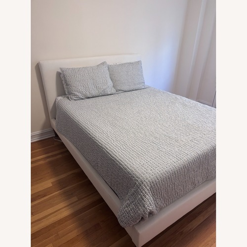 Used Pottery Barn Teen Ellery White Linen Queen Bed for sale on AptDeco