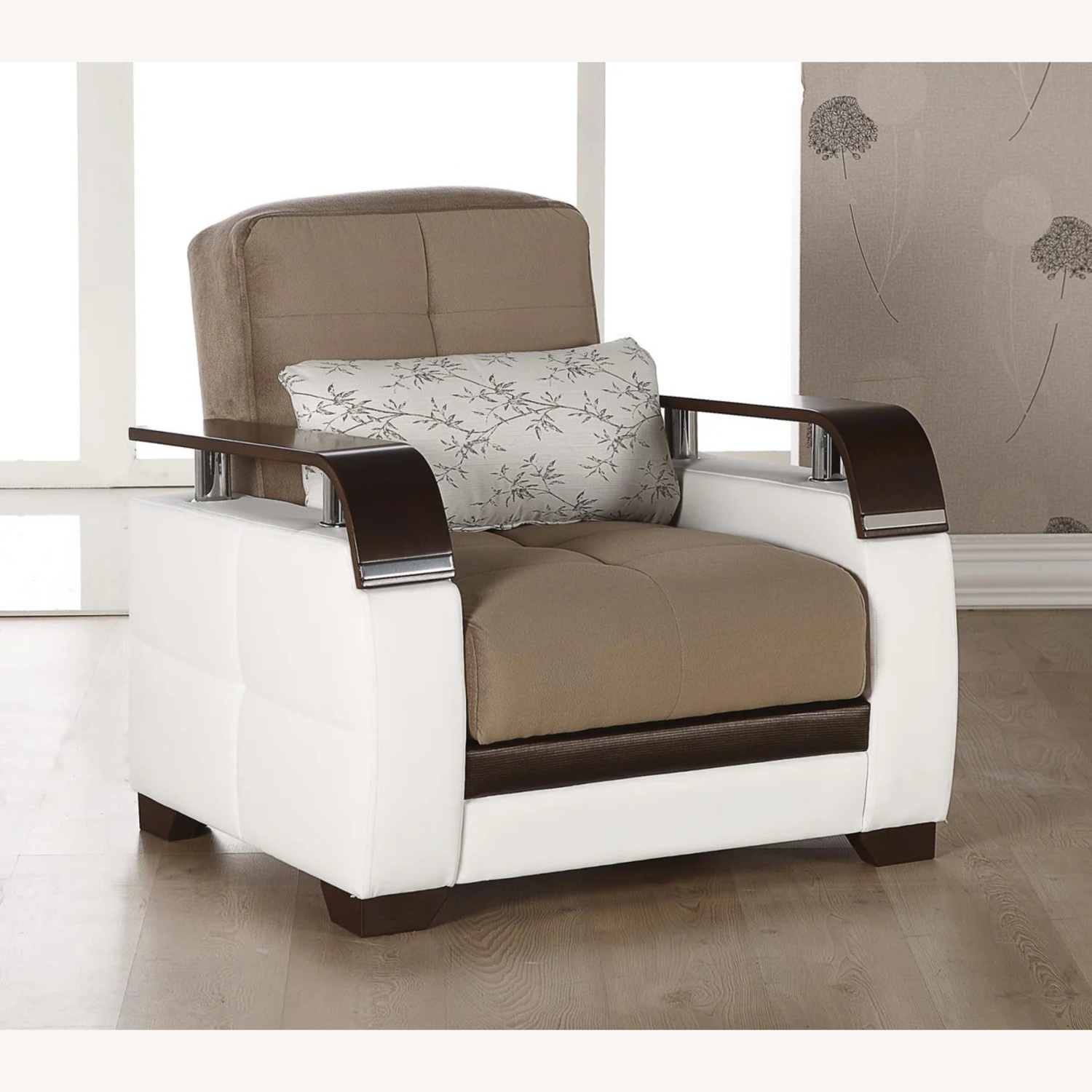 Raymour & Flanigan Single Seater / Bed - image-4