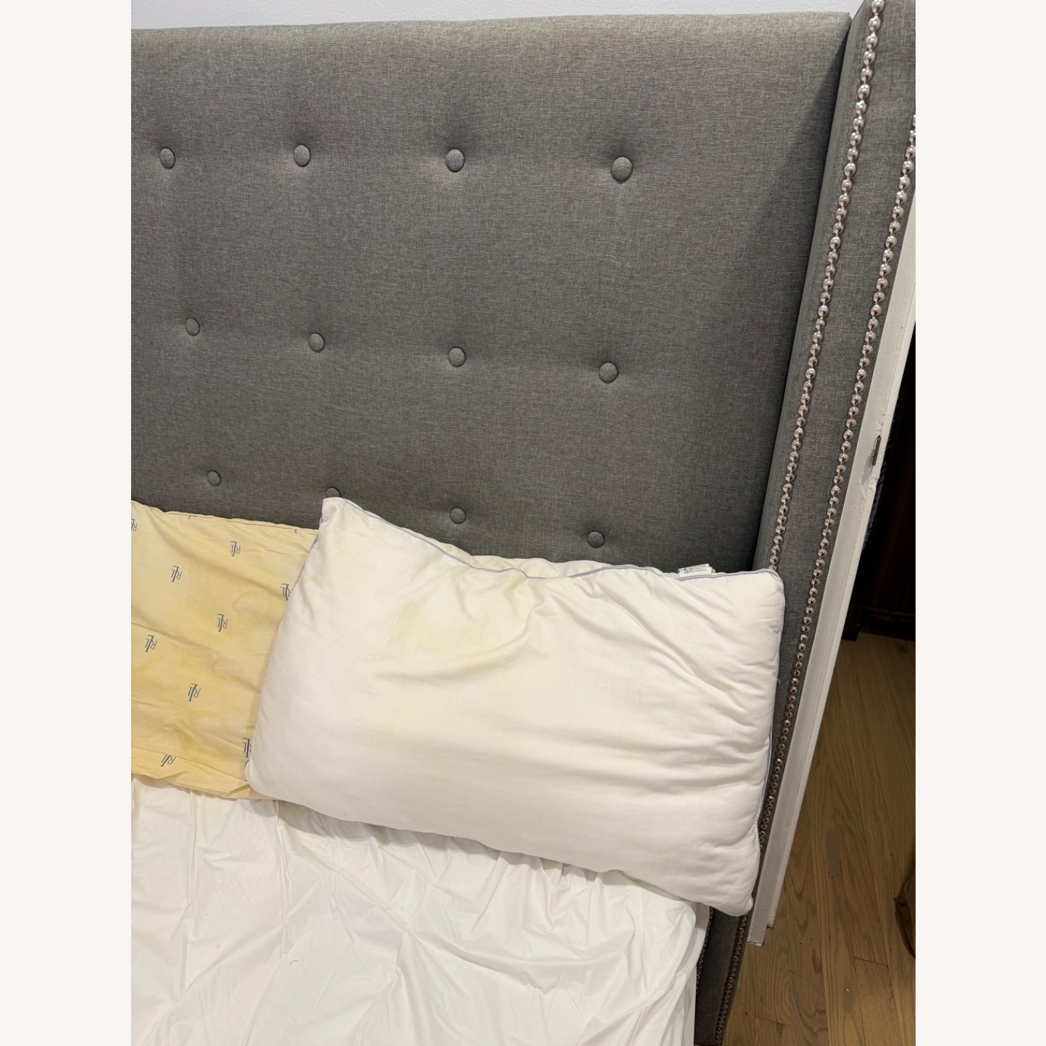 Twin Bed with 2 storage drawers - image-3