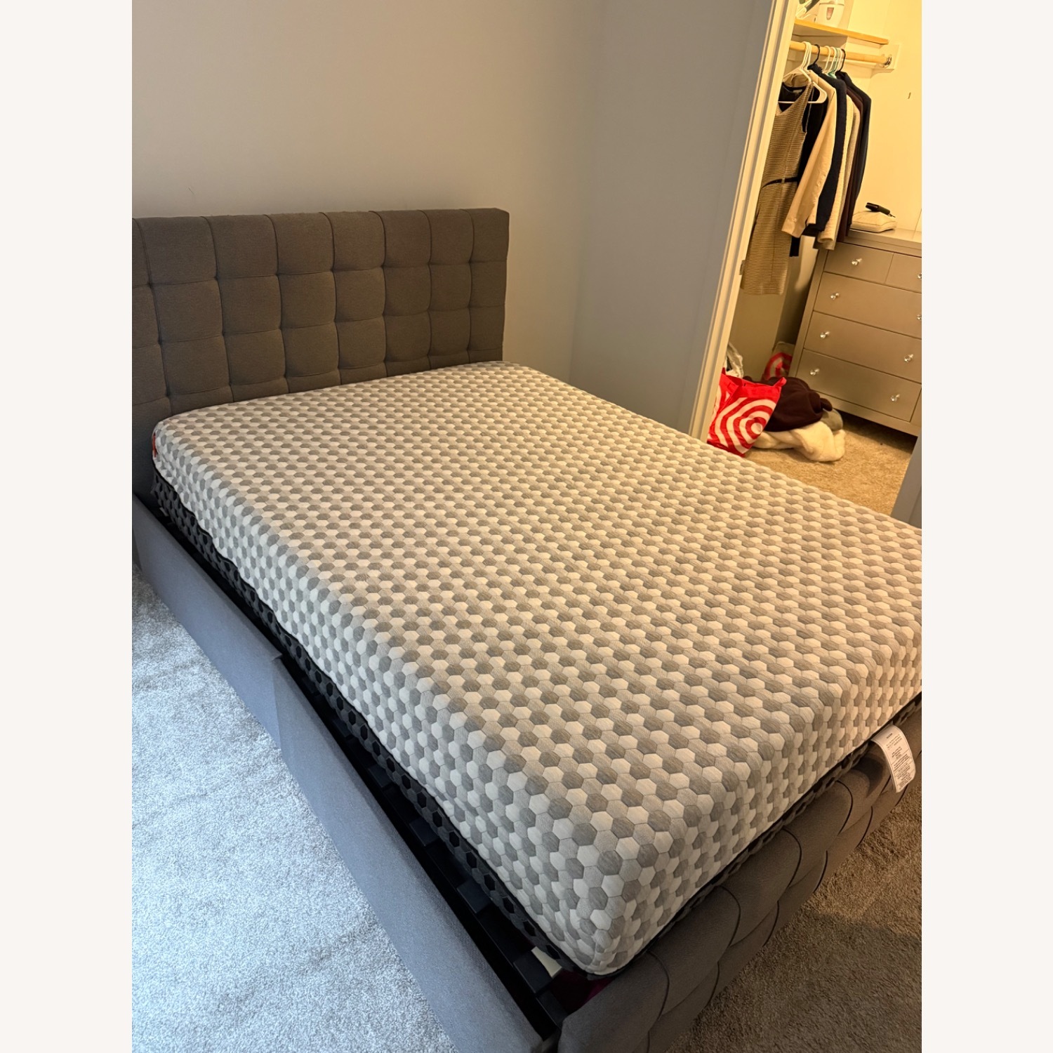 Wayfair Dark Gray Fabric Full Bed with 4 Drawers - image-5