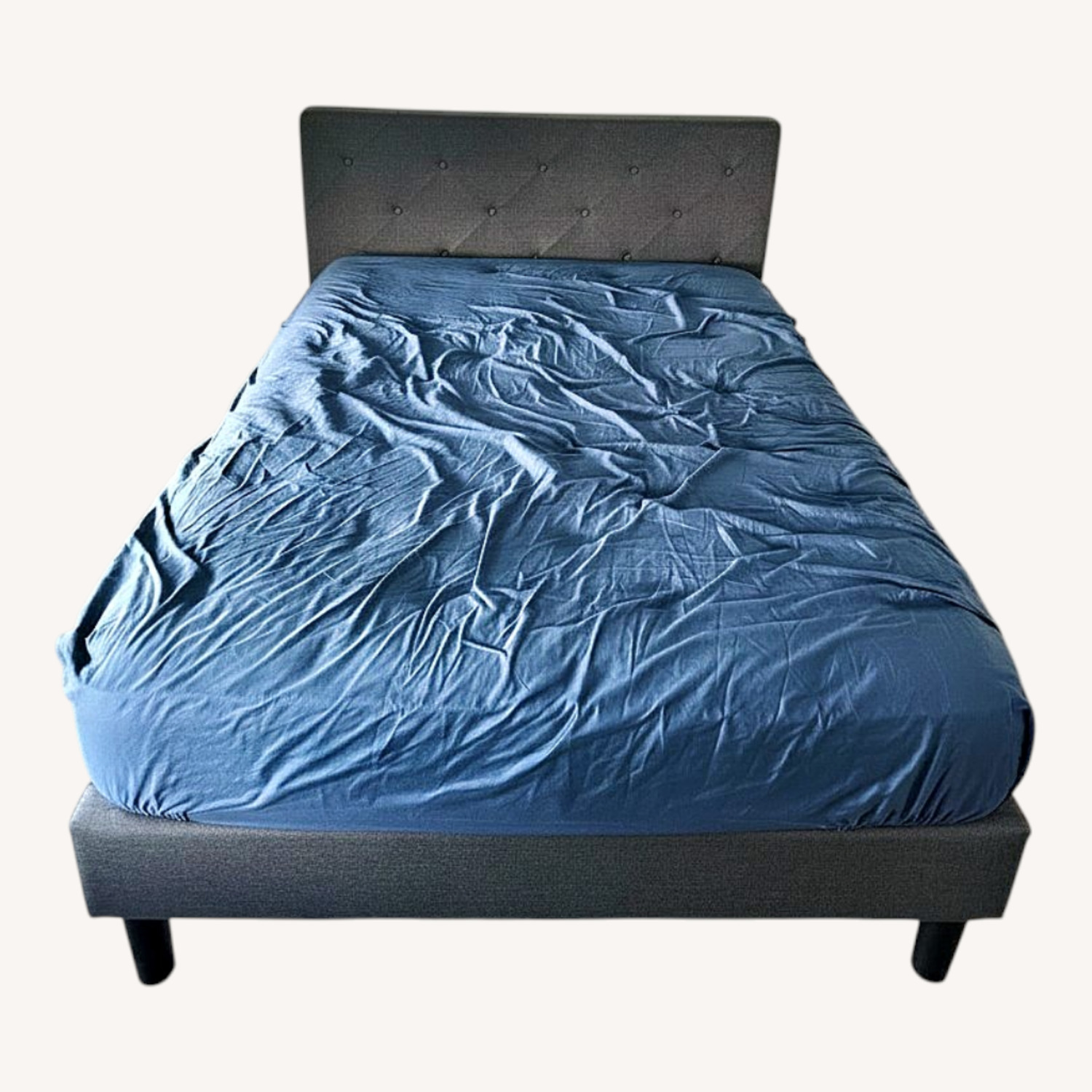 Full Platform Bed with Tufted Headboard - image-0