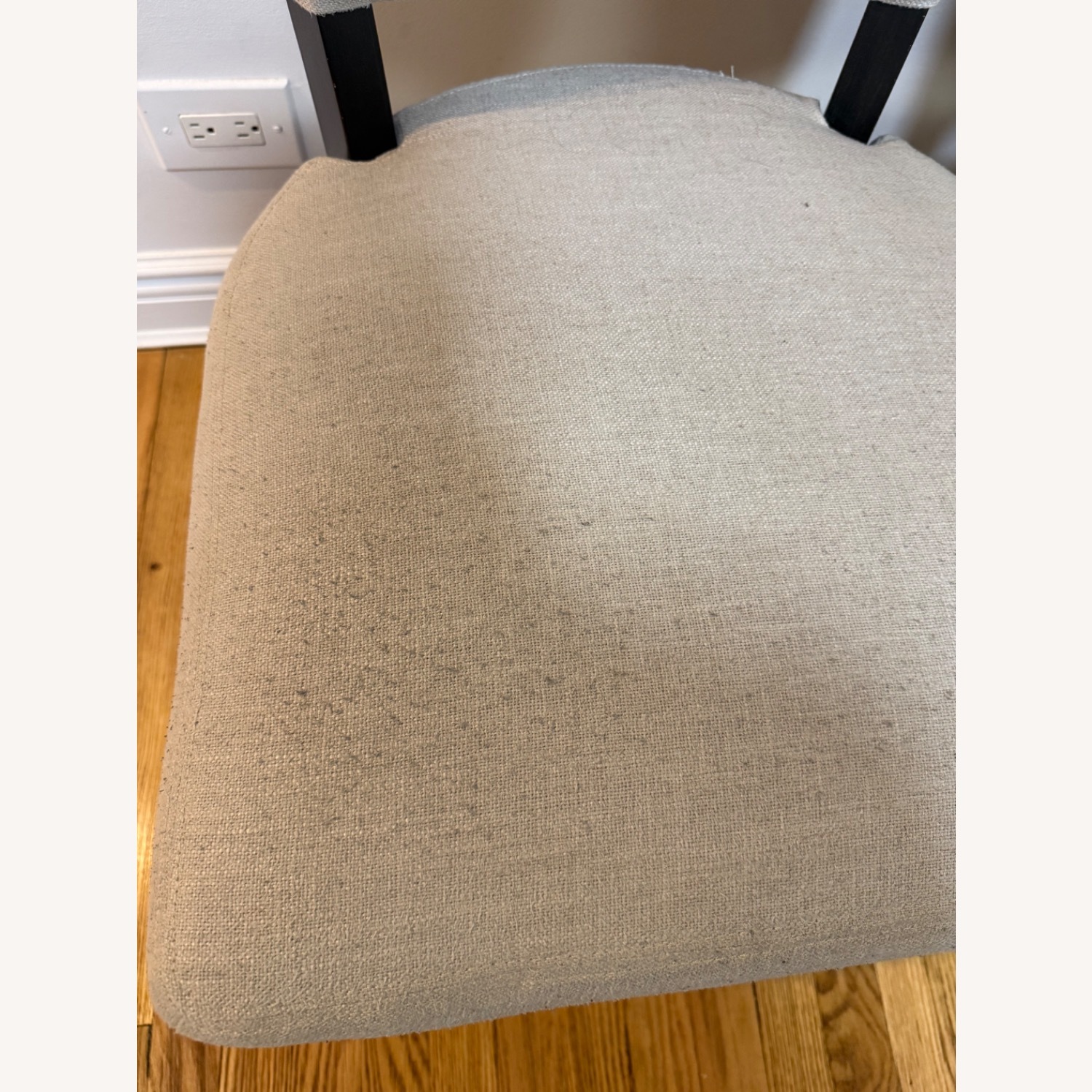 Universal Furniture Natural Fabric Dining Chairs - image-4