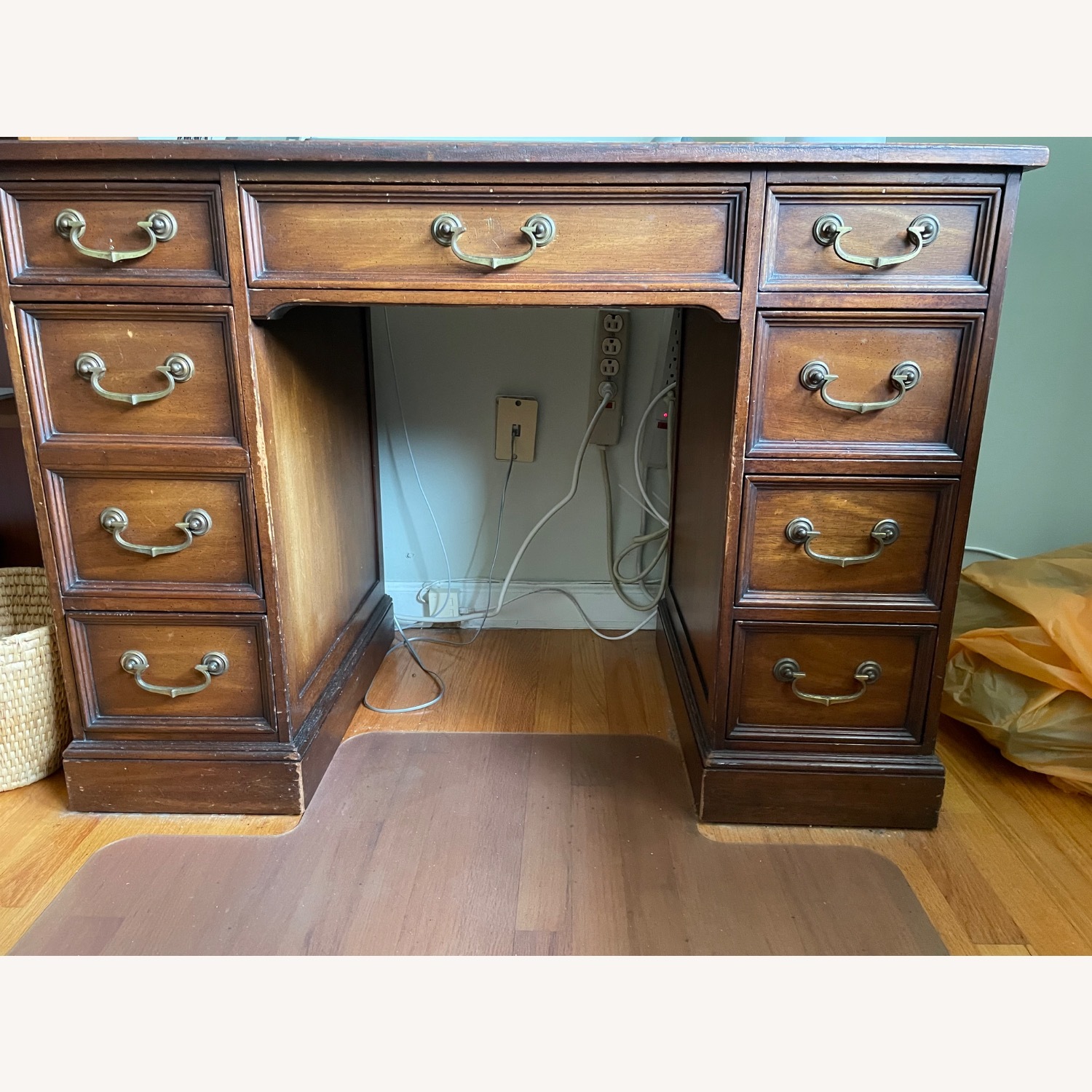 Sligh Furniture Dark Brown Wood Desk - image-3
