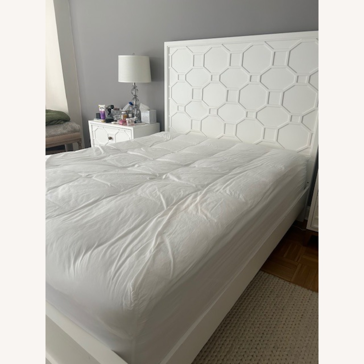 Chelsea White Modern Queen Bed - image-2