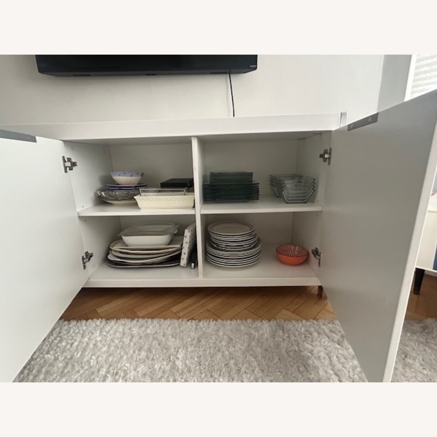 White Lacquer Sideboard - image-3