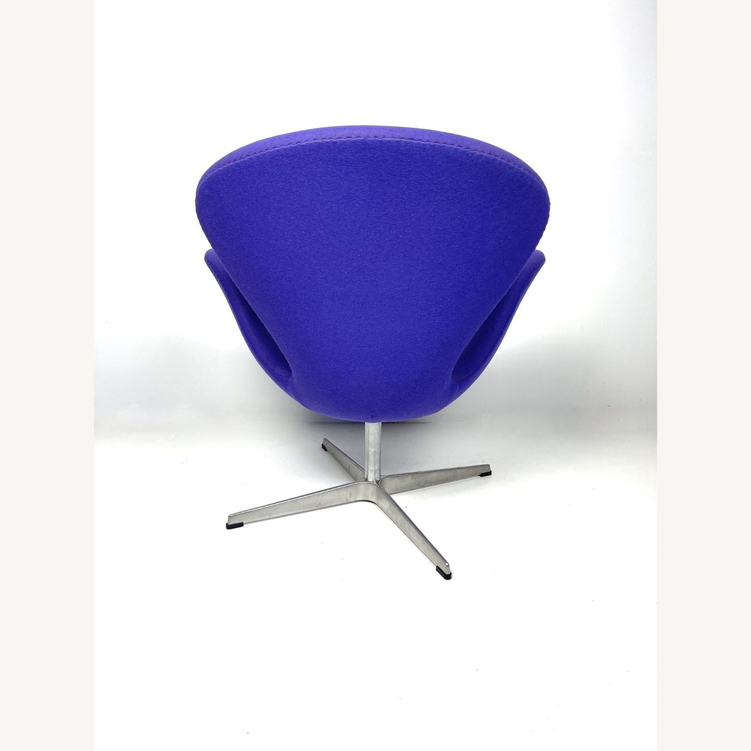 Arne Jacobsen Purple Wool Accent Chair - image-2