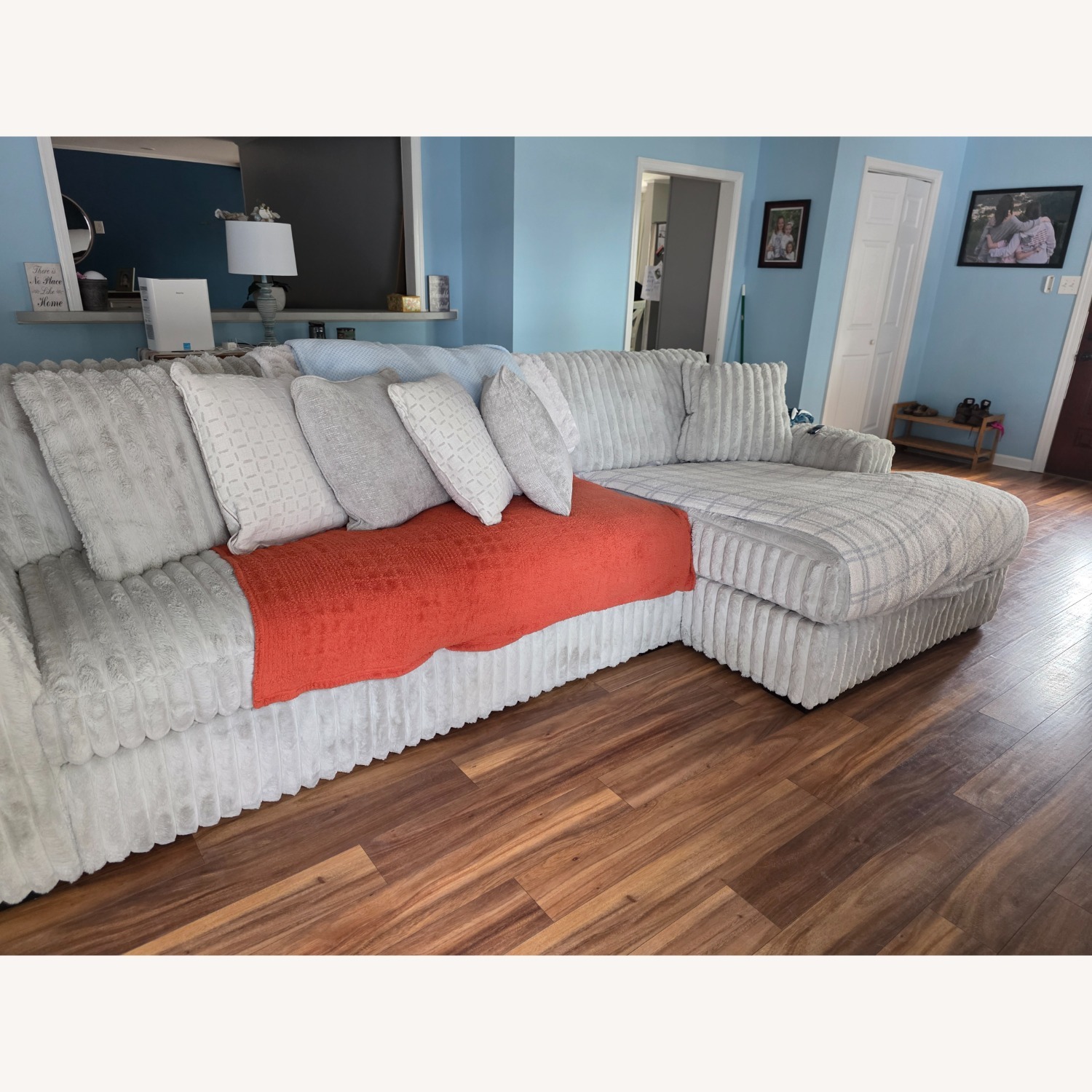 Large Sectional - image-3