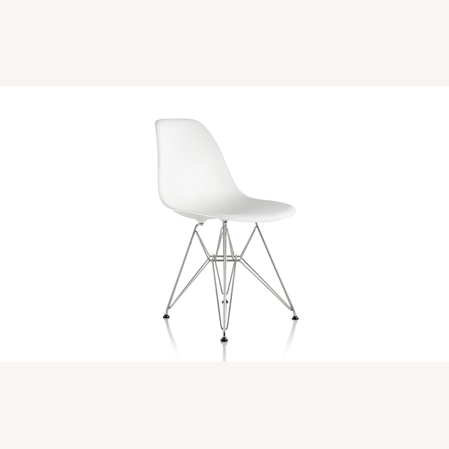 Eames Molded Plastic Side Chair With Wire Base - image-5