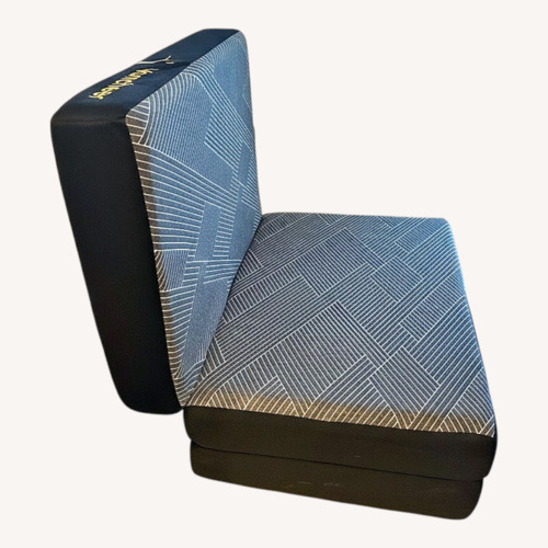 Used Foldable Twin Bed for sale on AptDeco