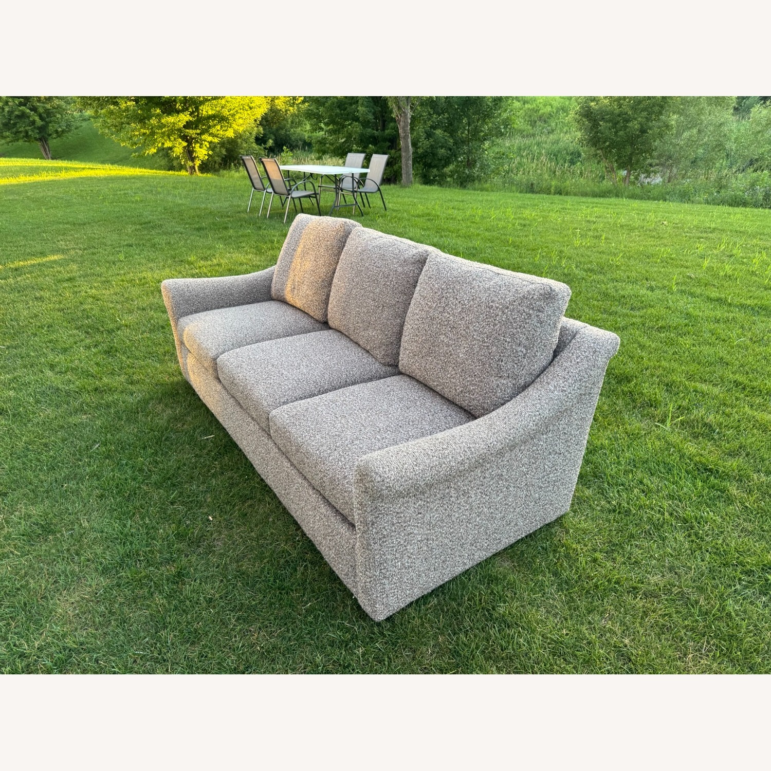 Hooker Furniture Corporation 3+ Seater Sofa - image-3